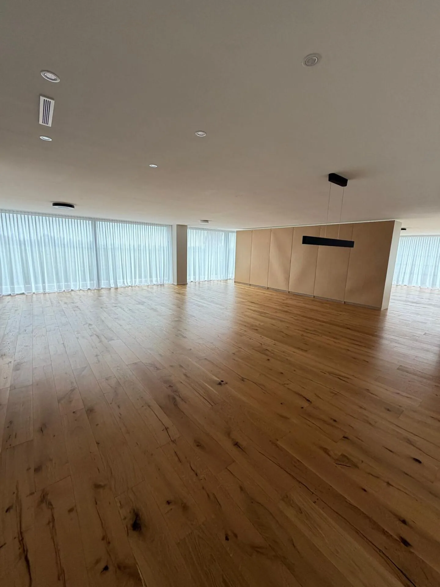 1.5-Zimmer-Gewerbeloft an prominenter Lage in Reichenburg - Photo 4 of 14