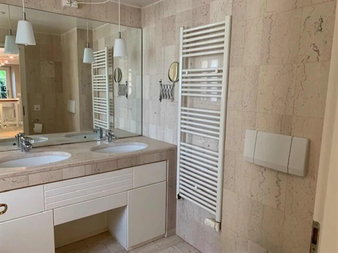 Incantevole casa di villaggio con giardino - Foto 17 di 20