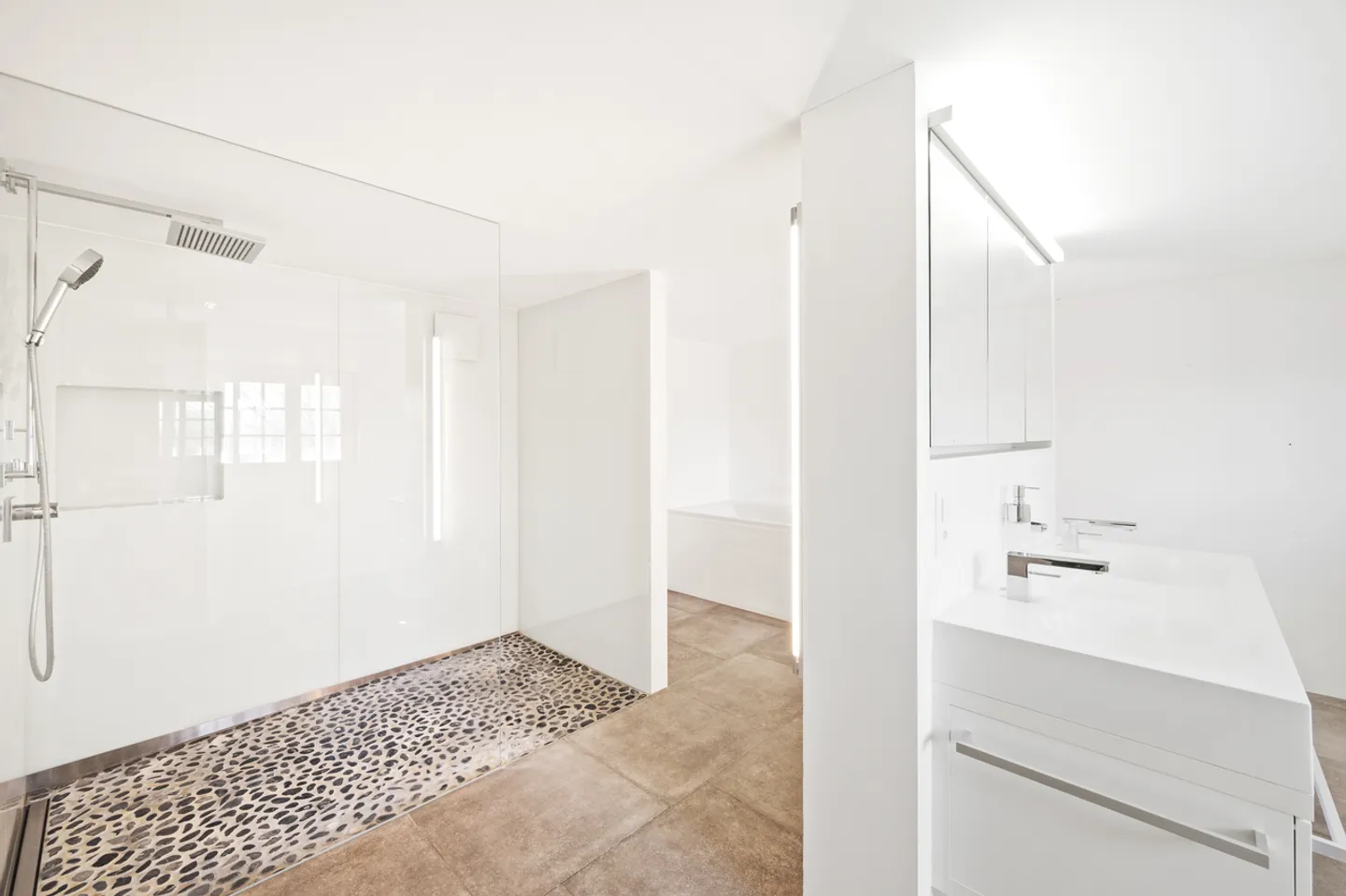 Splendide ferme rénovée avec piscine et installations équestres - Photo 12 sur 23