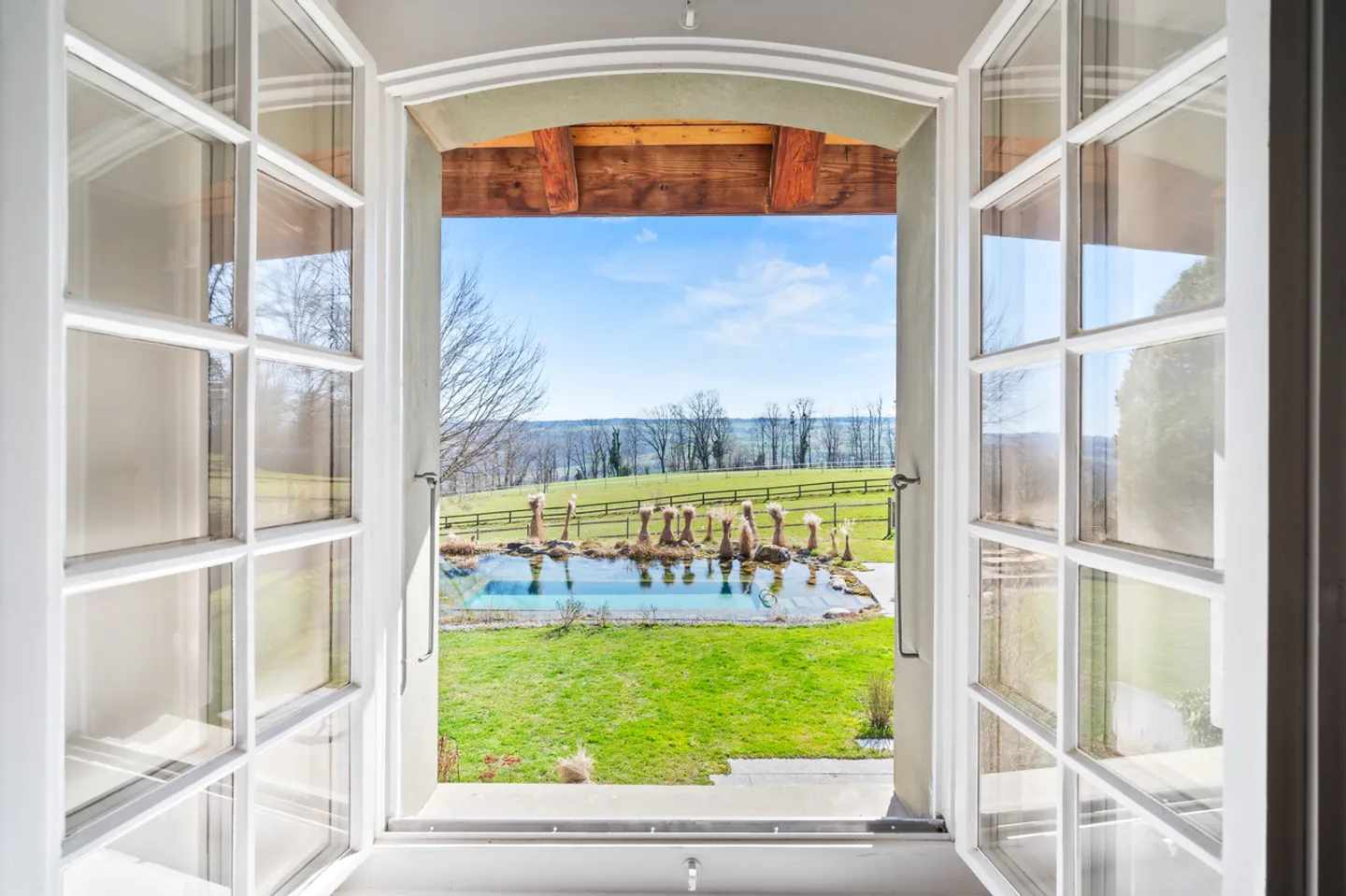 Splendide ferme rénovée avec piscine et installations équestres - Photo 13 sur 23