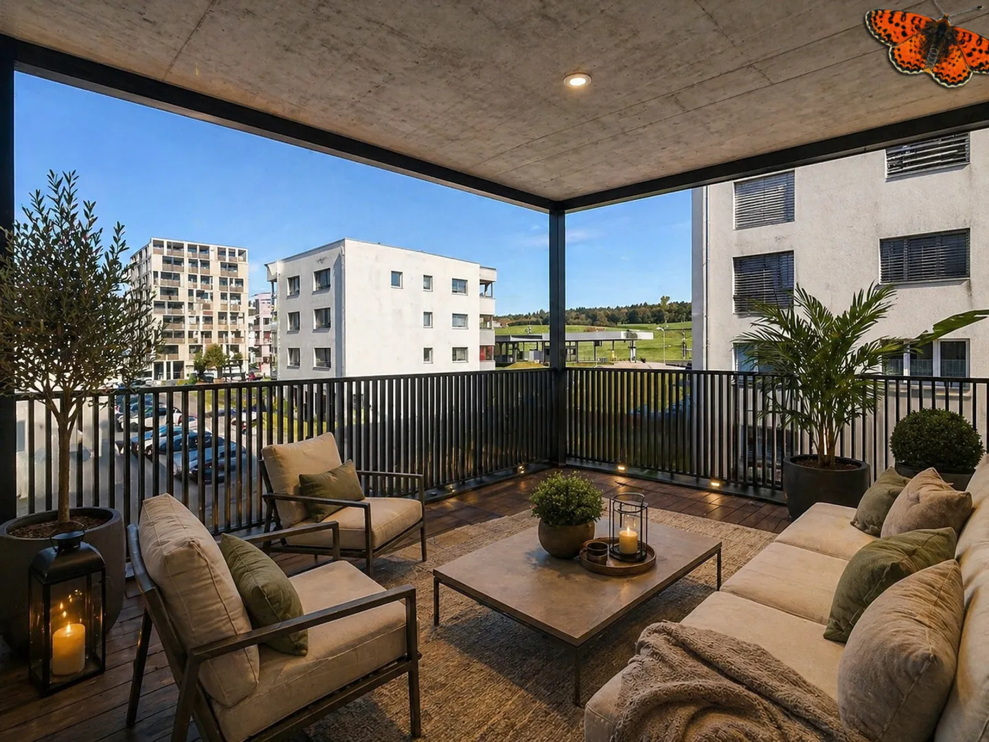 Modern Apartment with Balcony - Photo 4 of 7