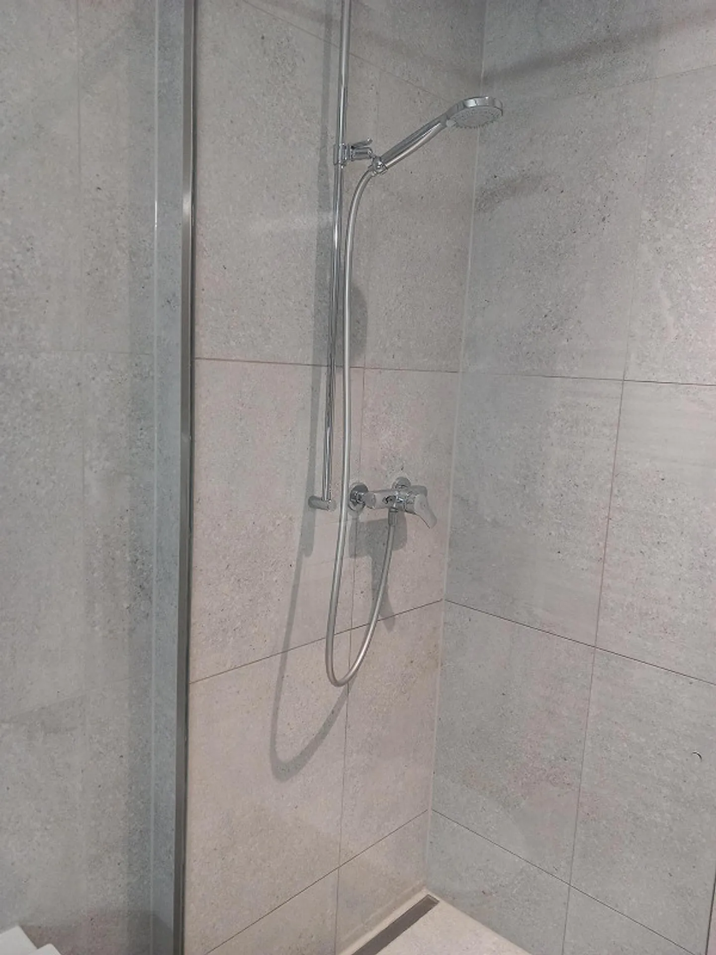 3.5 room apartment with balcony at Trischliplatz - Photo 6 of 7