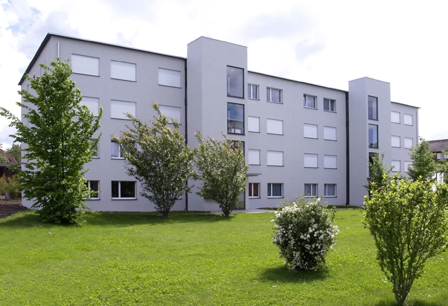 Appartamento attraente di 3,5 stanze (proprietà standard) - Foto 5 di 7