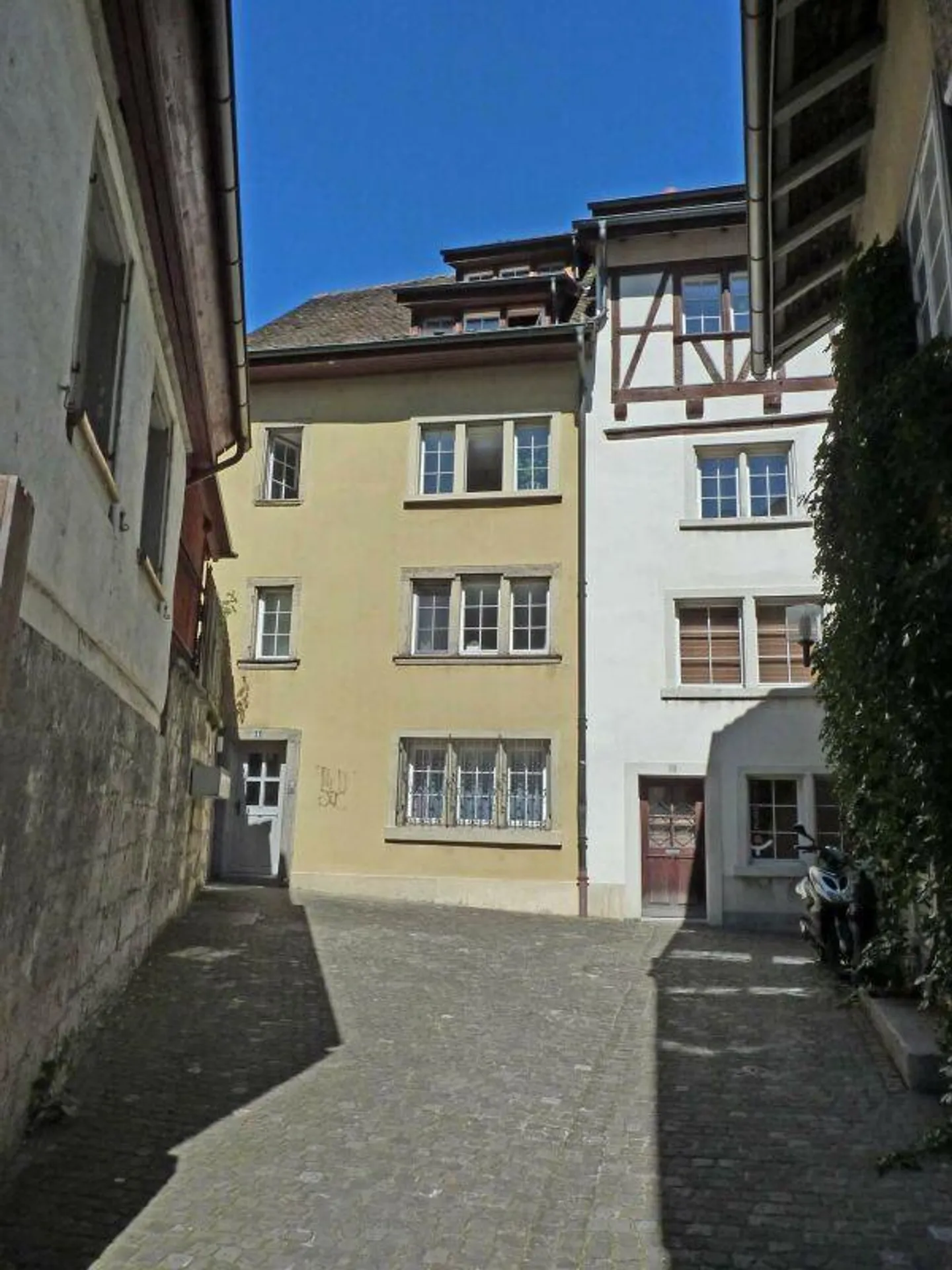 Appartamento tranquillo di 3 1/2 stanze nel centro storico - Foto 1 di 5