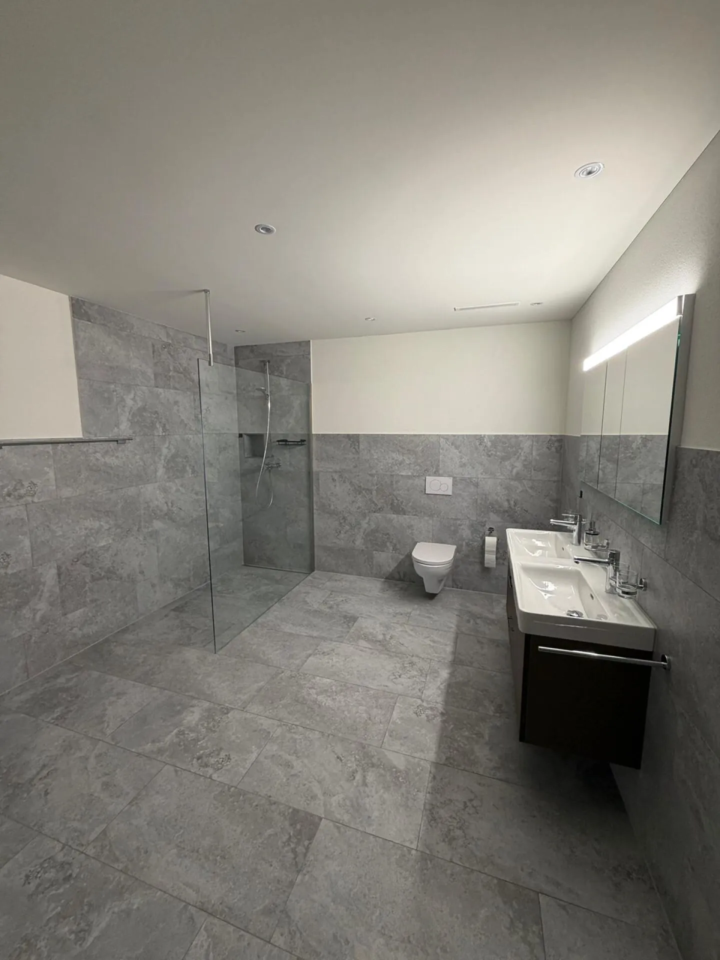 1.5-Zimmer-Gewerbeloft an prominenter Lage in Reichenburg - Photo 12 of 14