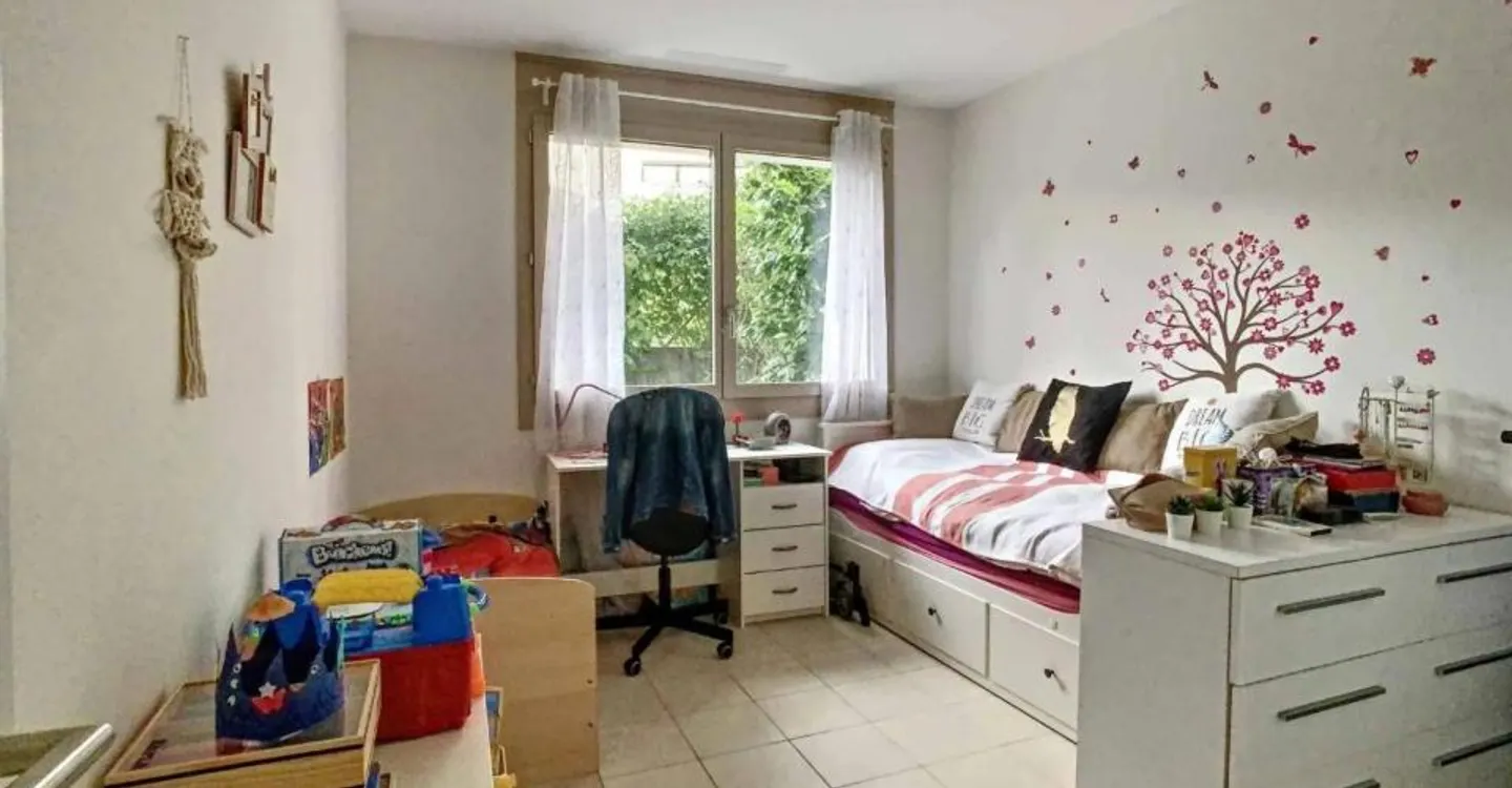 Appartement Charmant avec Jardin - Photo 6 sur 8