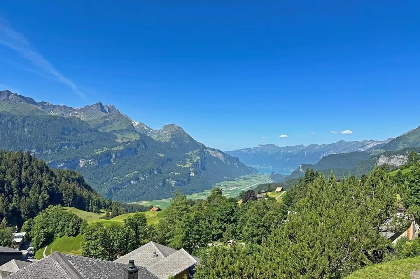 Un Emplacement de Choix dans les Alpes Suisses - Photo 12 sur 13