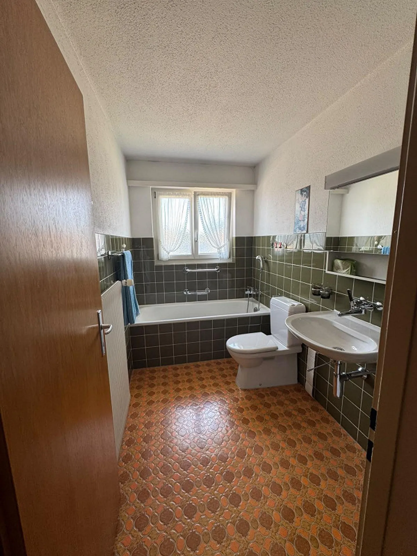Propriété familiale bien entretenue dans un quartier résidentiel calme - Photo 13 sur 27