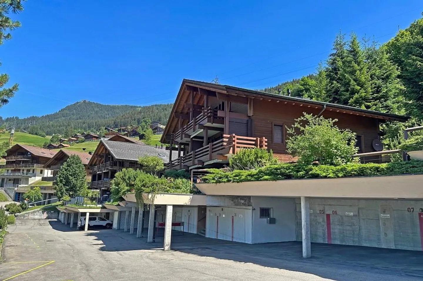 Un Emplacement de Choix dans les Alpes Suisses - Photo 13 sur 13