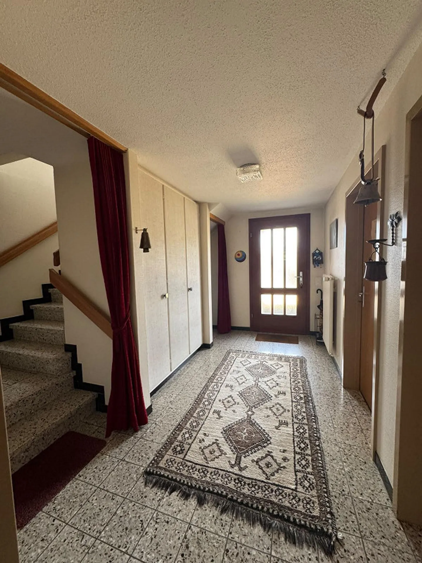 Propriété familiale bien entretenue dans un quartier résidentiel calme - Photo 22 sur 27