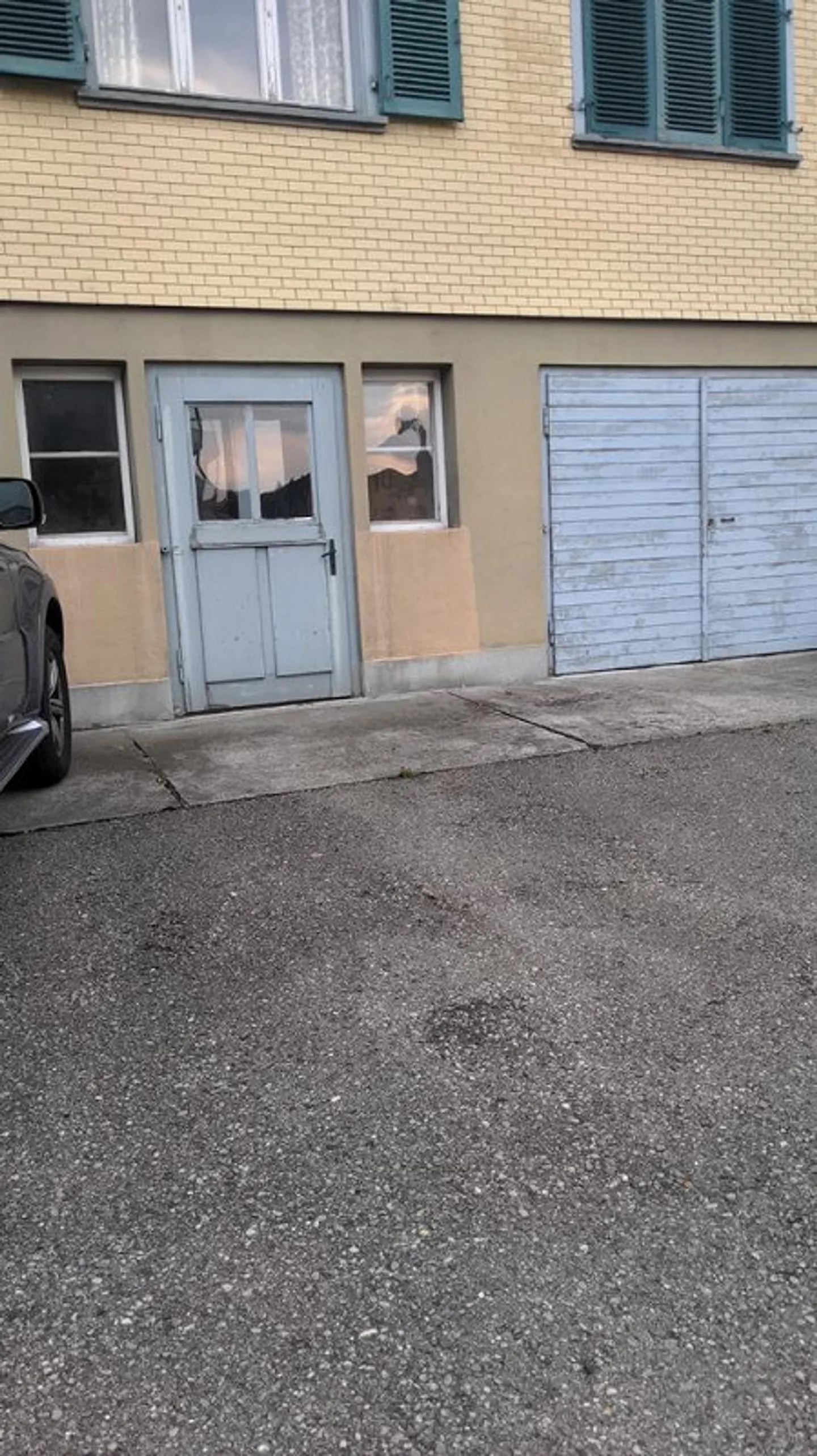 ungedeckter Parkplatz - Foto 2 von 2