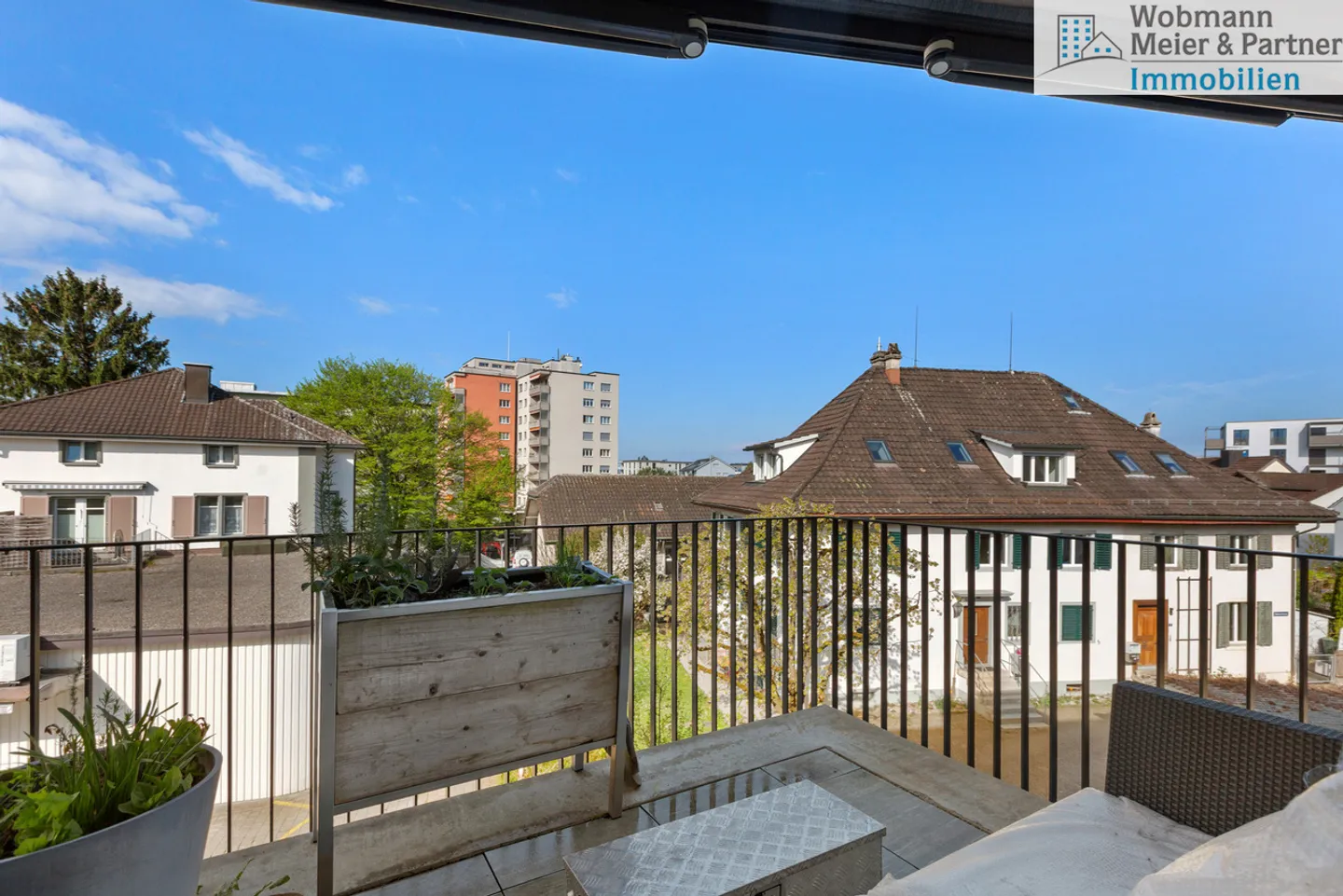 Appartement moderne de 3,5 pièces avec deux balcons - idéal pour les navetteurs et les couples - Photo 3 sur 14