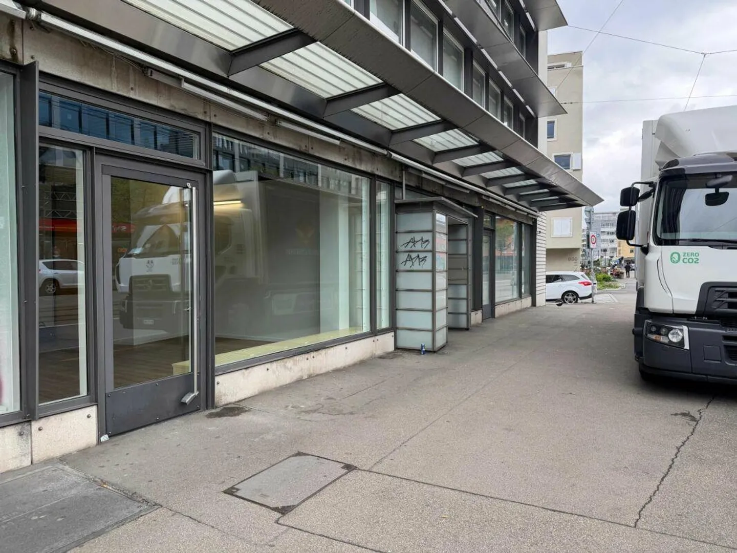 Moderne Verkaufsfläche in Zürich - Foto 6 von 7