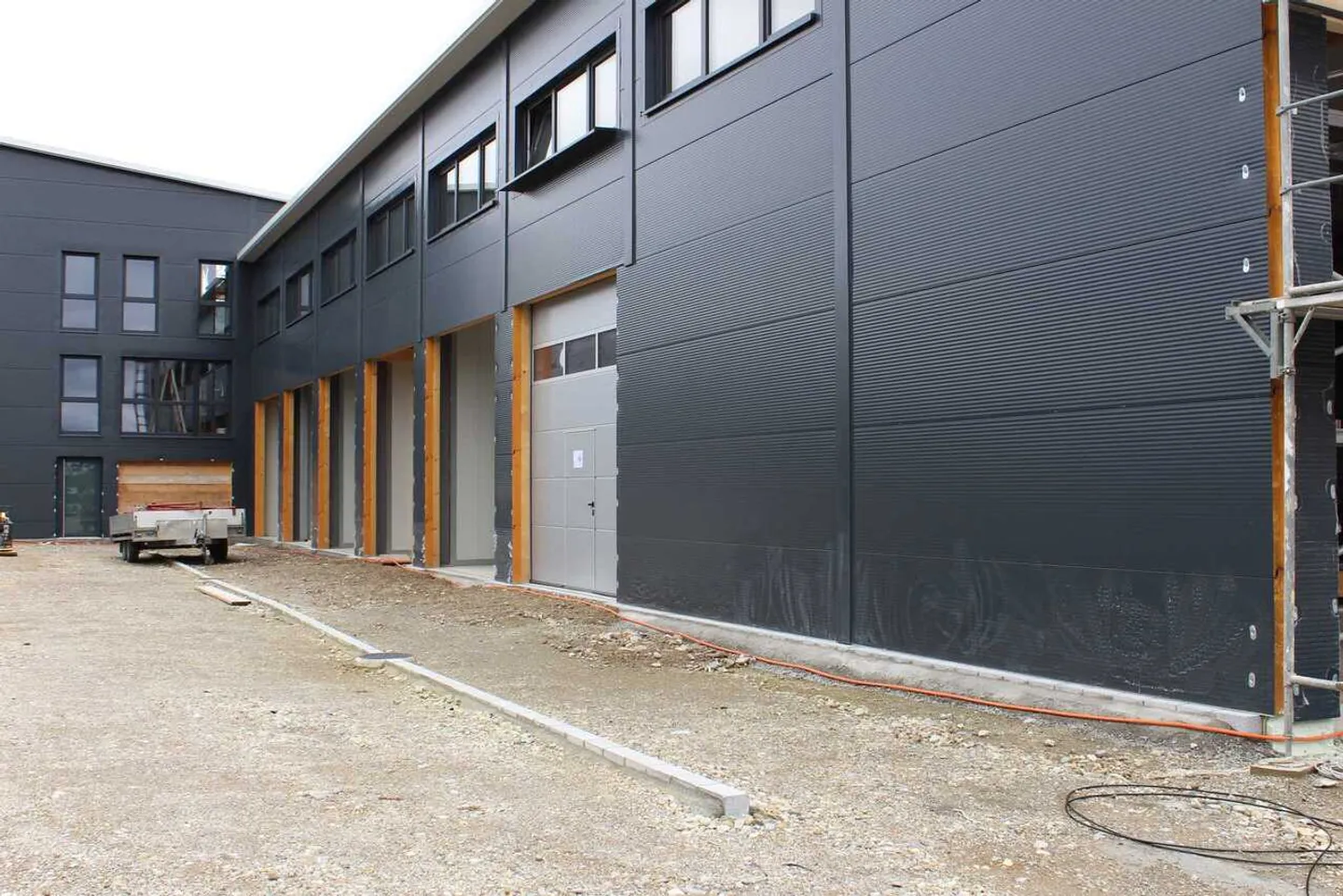 Dernière opportunité d'achat 2 boxes commerciaux pour une utilisation individuelle à Ramsen - Photo 2 sur 9