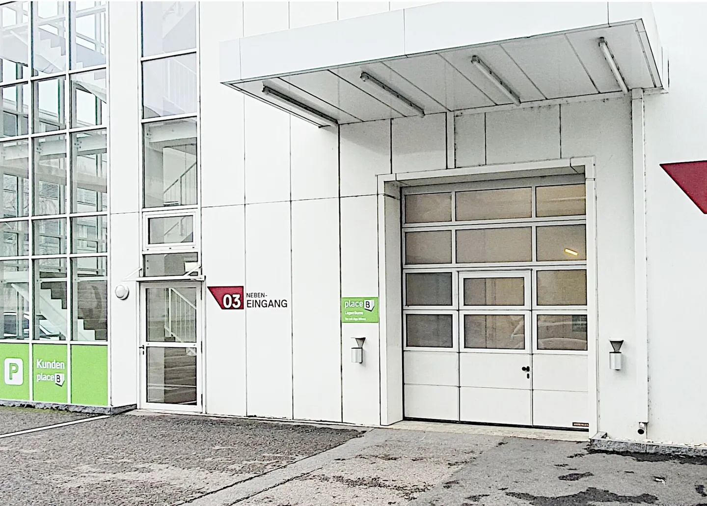 Fully developed commercial/office space with shower/WC and kitchenette - Photo 1 of 11