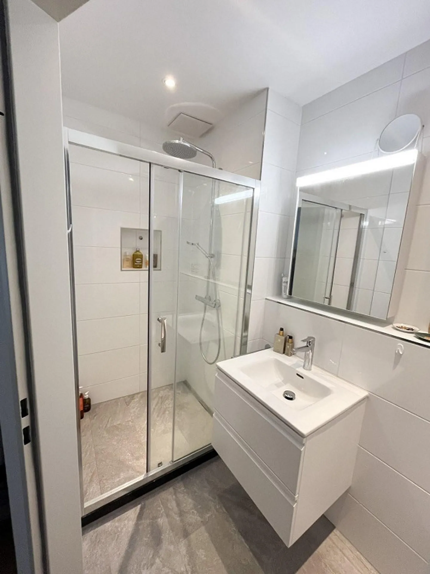 Appartamento 3 locali recentemente ristrutturato a Gundeli - Foto 10 di 11