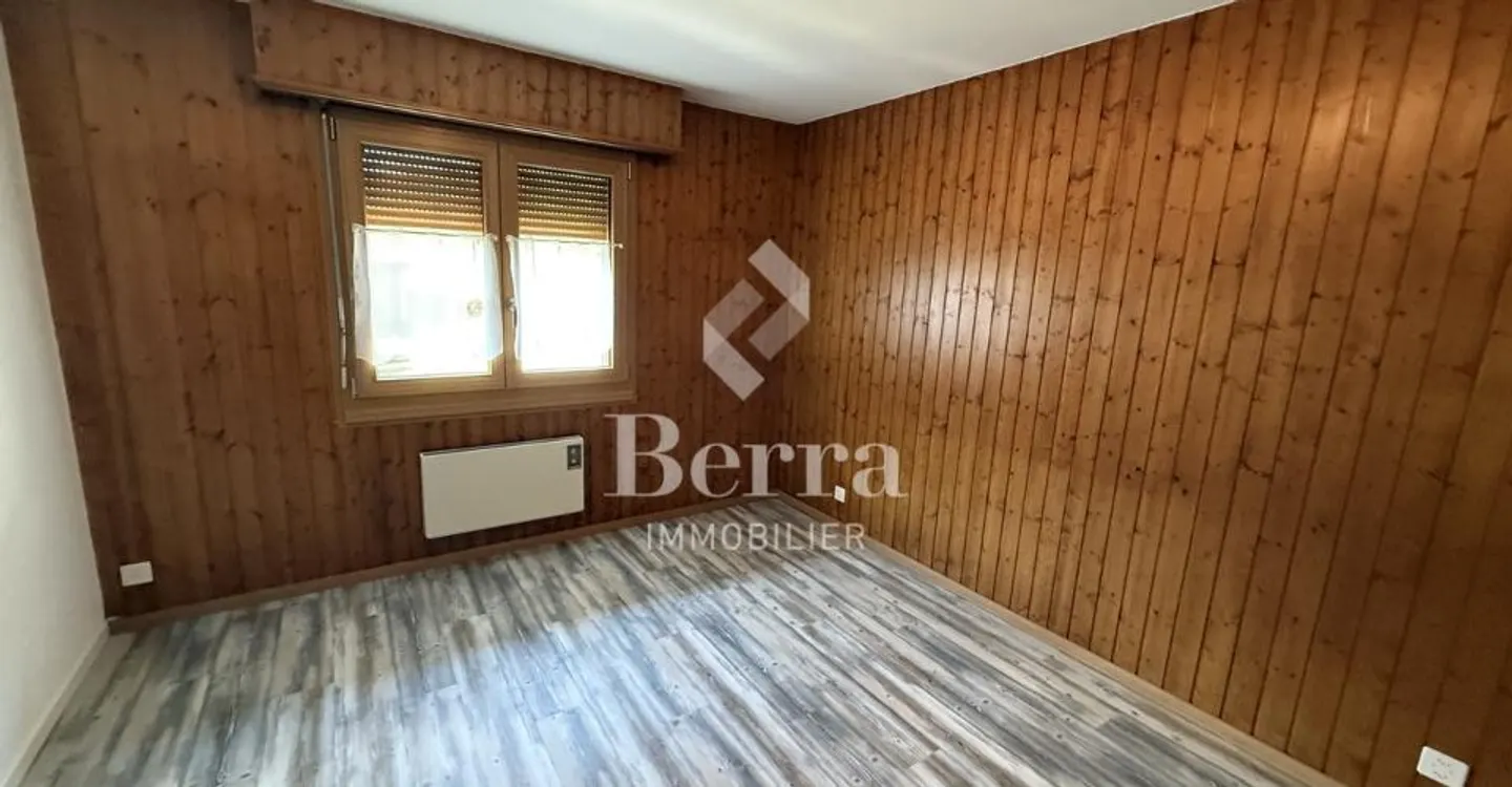 3,5 Zimmer renoviert, großer Balkon nach Südwesten und freie Sicht - Foto 5 von 12