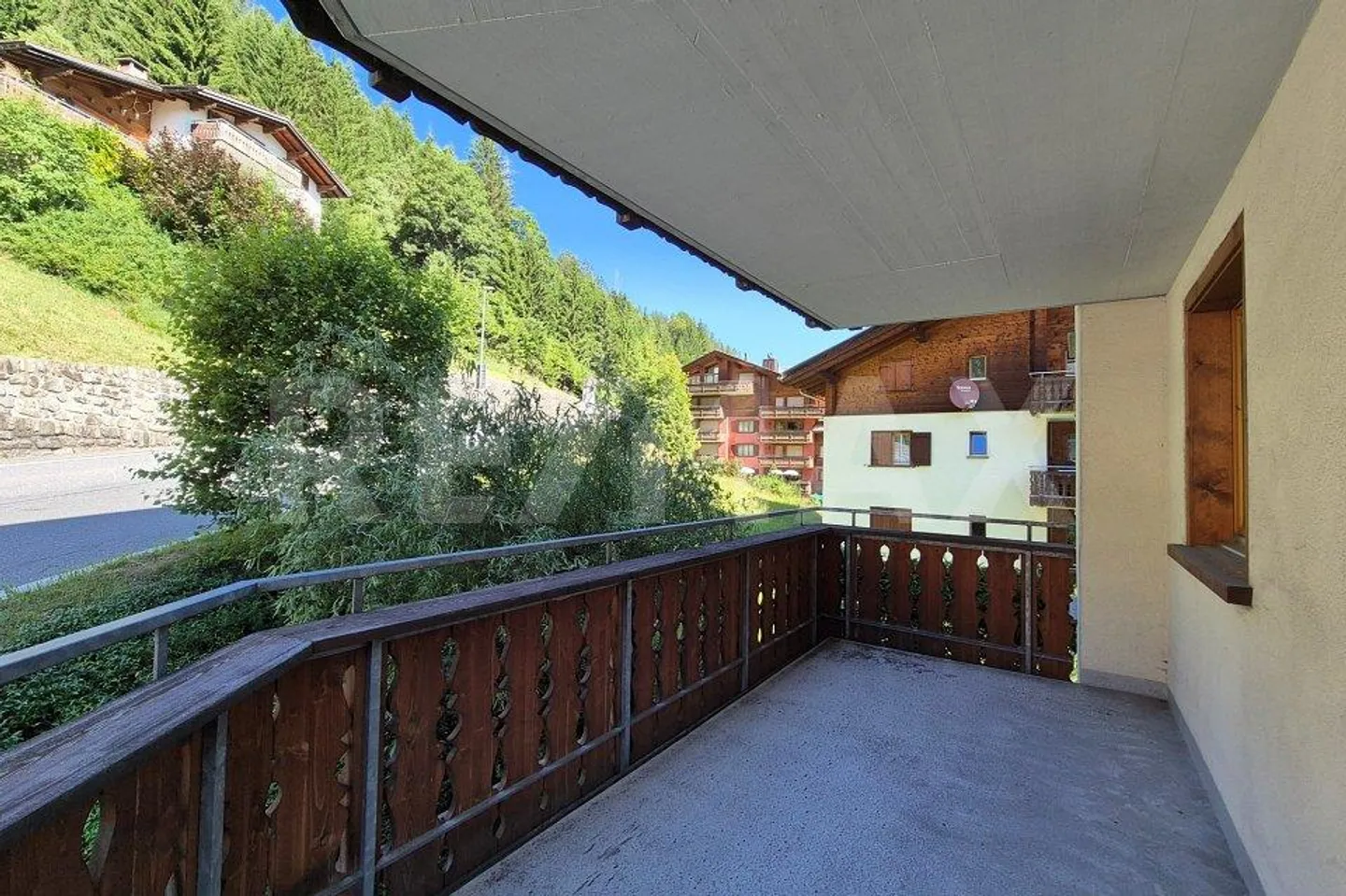 4½-Room Apartment in the Center of Klosters - Photo 6 of 13