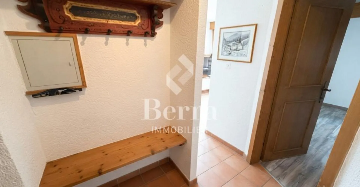 3,5 Zimmer renoviert, großer Balkon nach Südwesten und freie Sicht - Foto 11 von 12