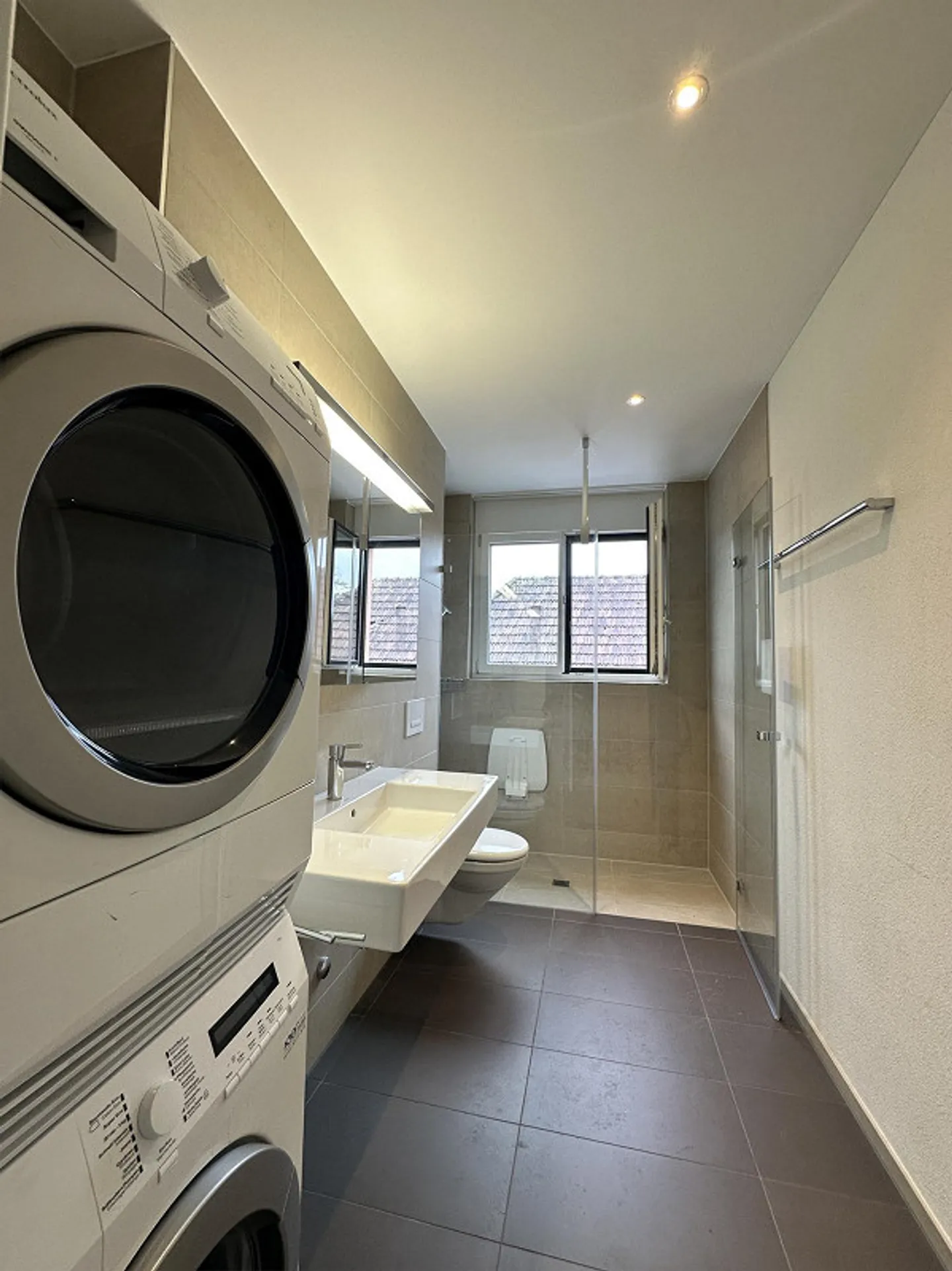 Moderne Wohnung mit Seeblick - Foto 7 von 10