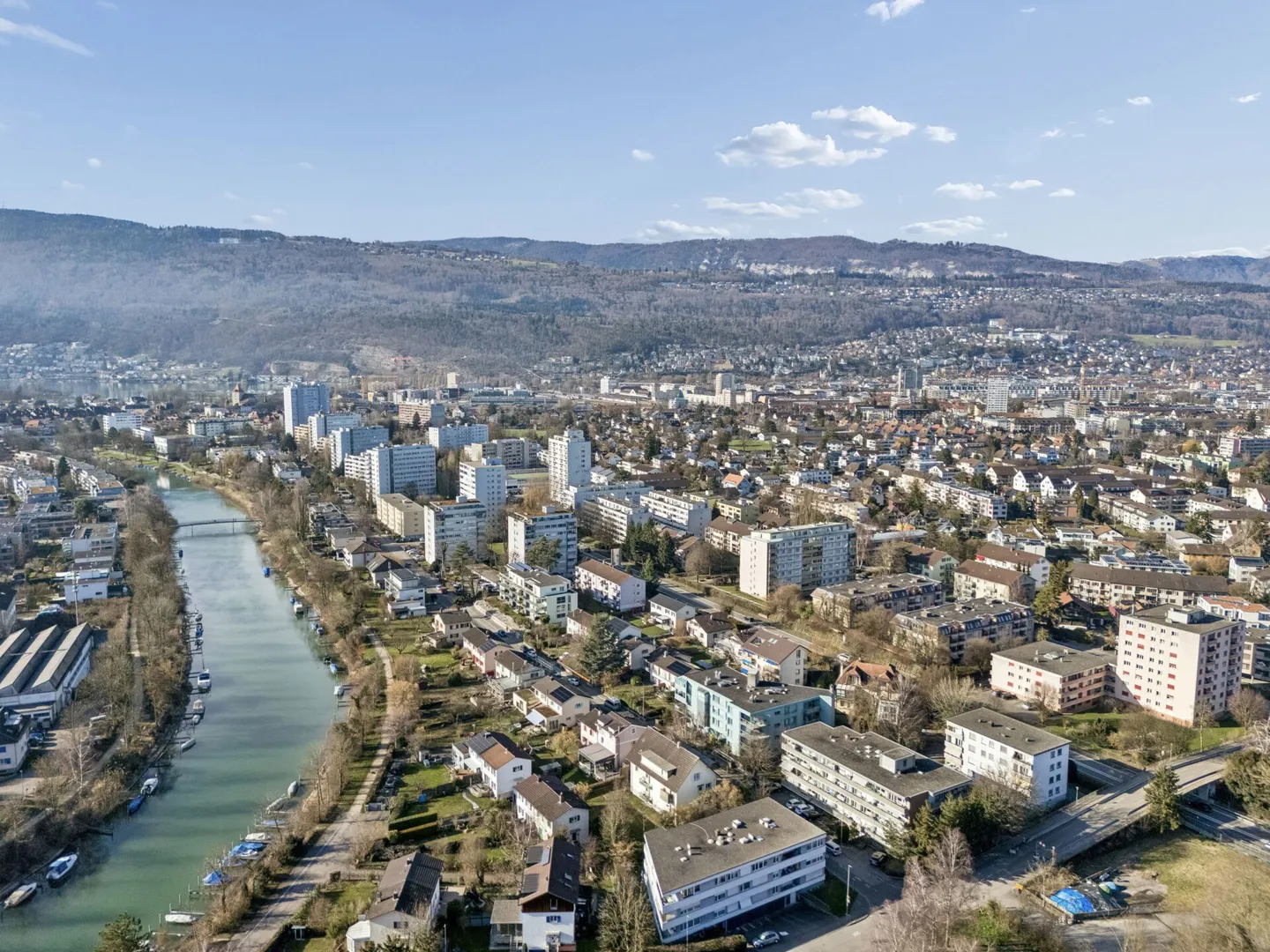 Appartement charmant près du canal de la Thielle avec place de parking dans le garage - Photo 13 sur 13