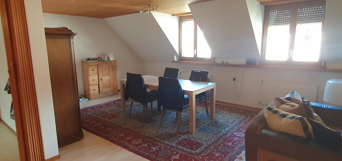 Ruhige 4,5 Zi Wohnung - Foto 3 von 13