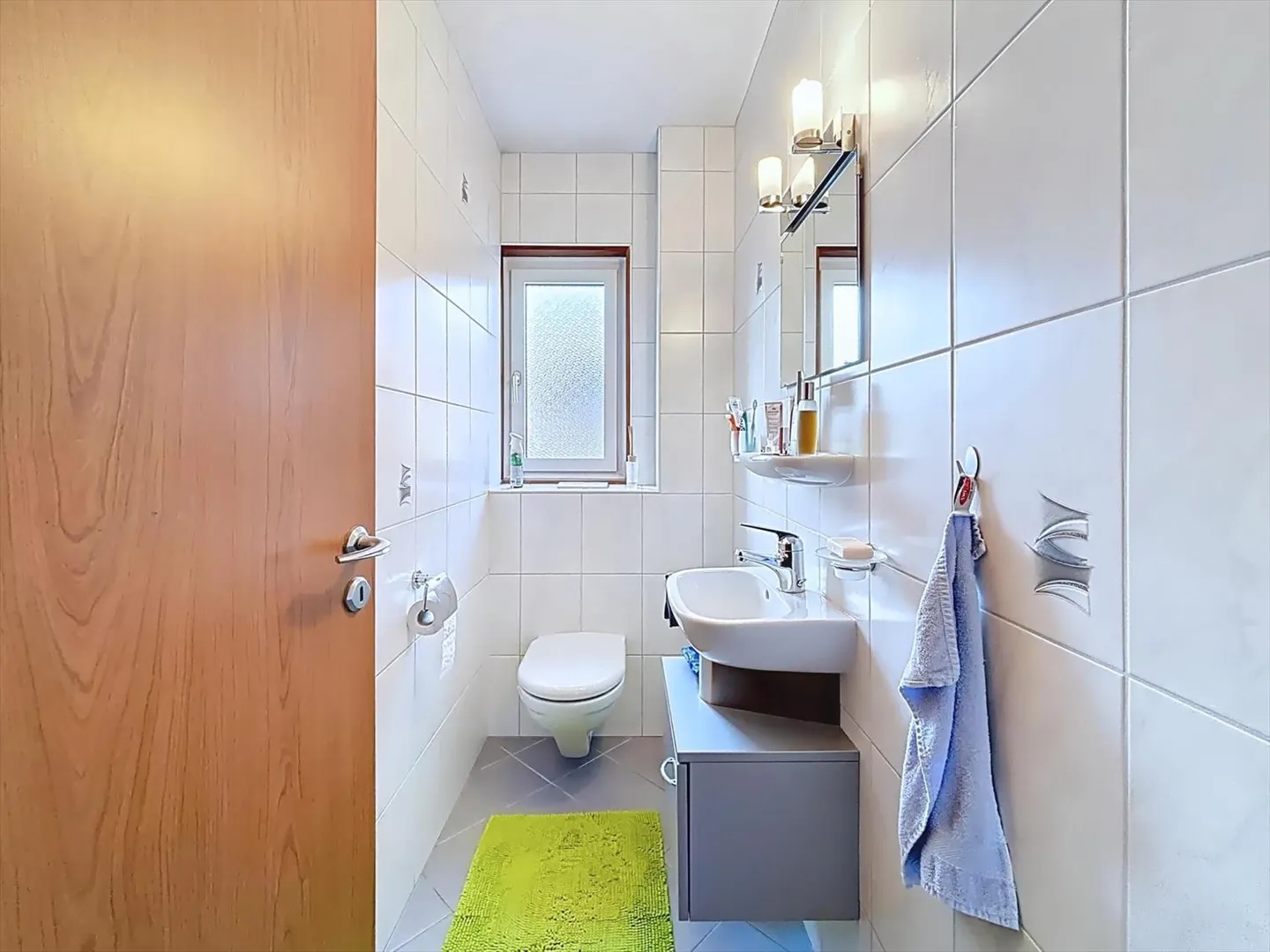 Semi-detached villa with 5.5 rooms on the heights of Boudry - Photo 4 of 11