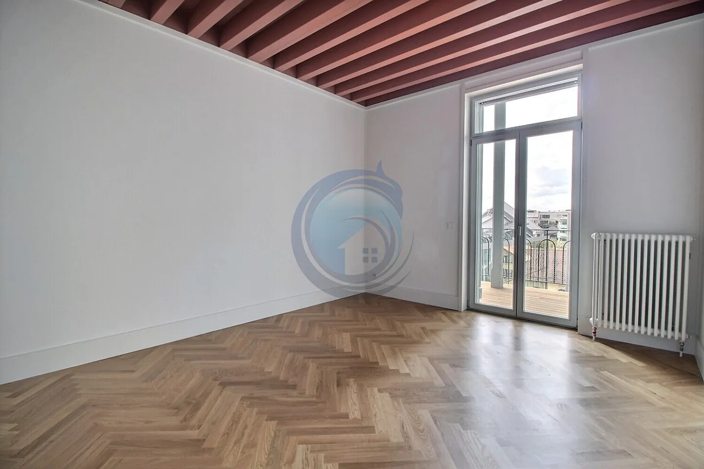 Charming 2.5 Room Apartment - Photo 5 of 12