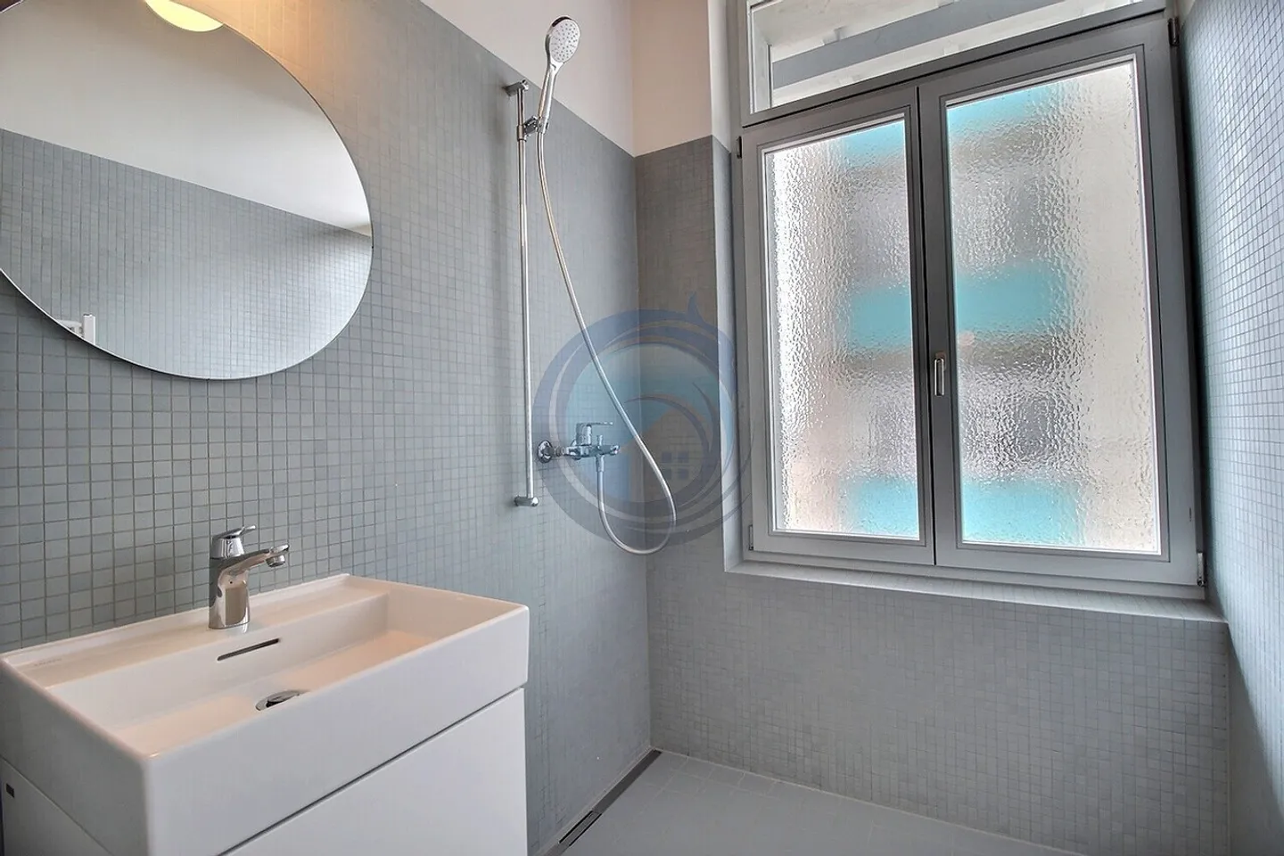 Charming 2.5 Room Apartment - Photo 6 of 12