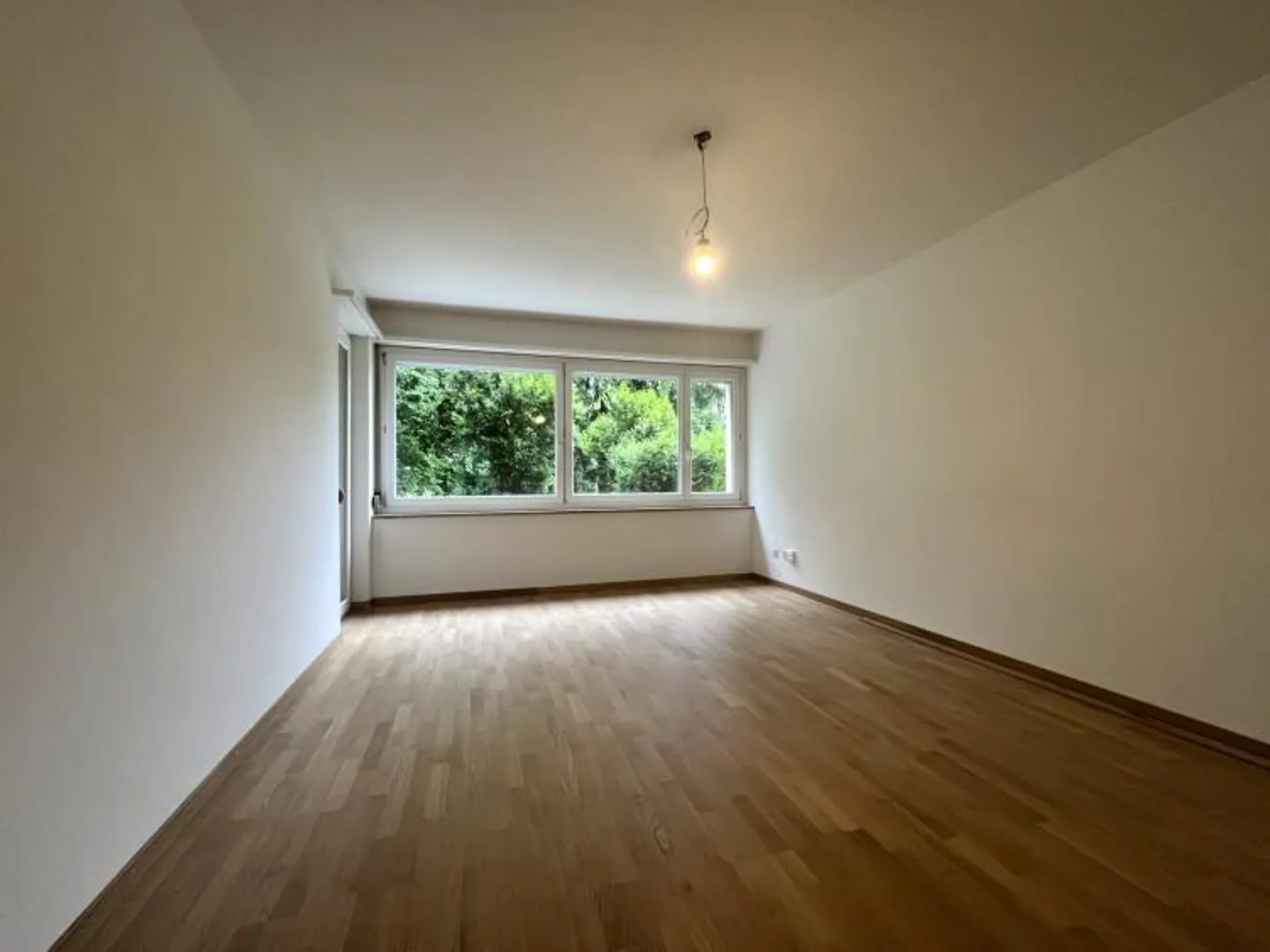 Zentrales Apartment in Dübendorf - Foto 2 von 8