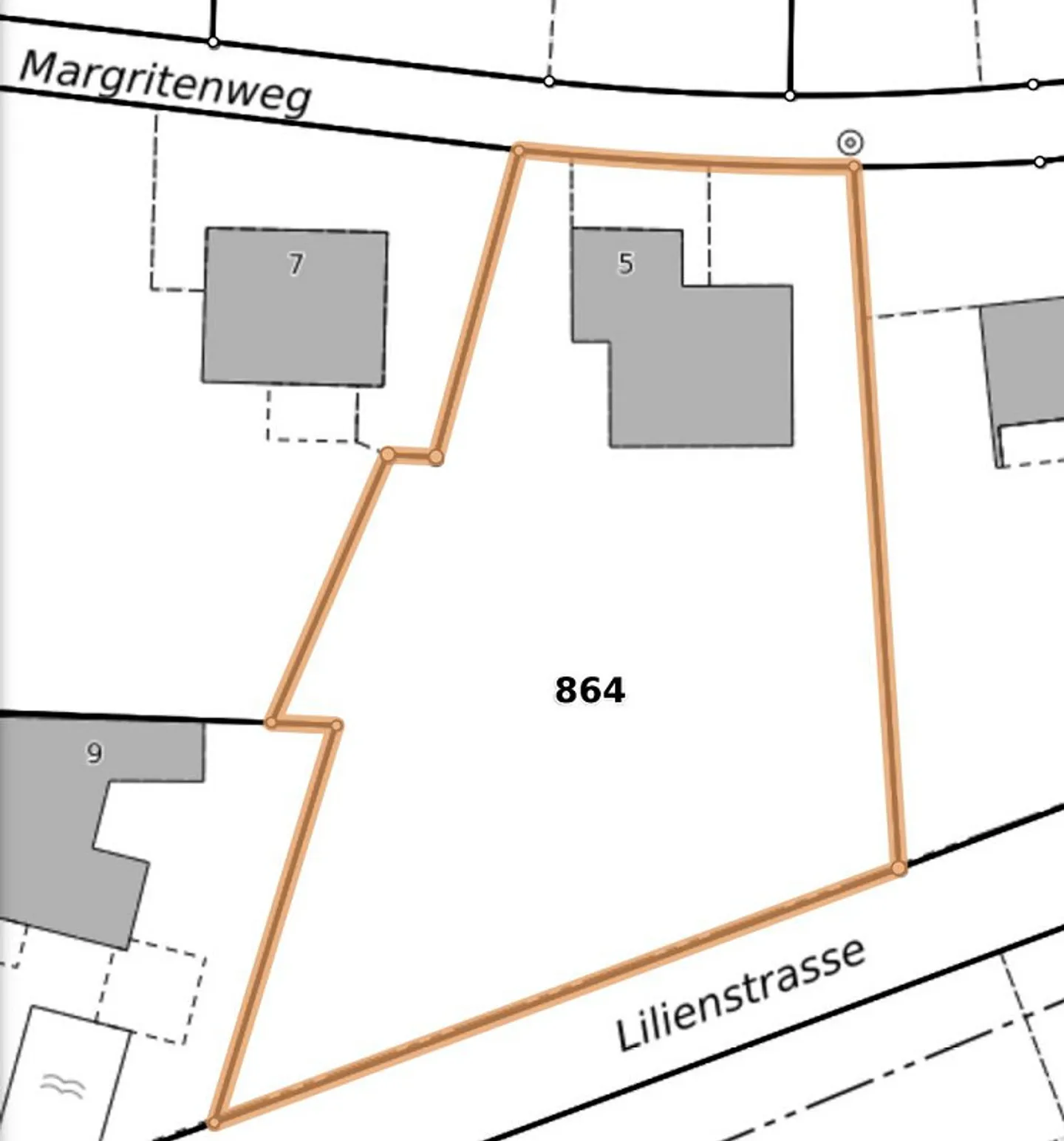 Detached single-family house with large plot - Photo 5 of 5