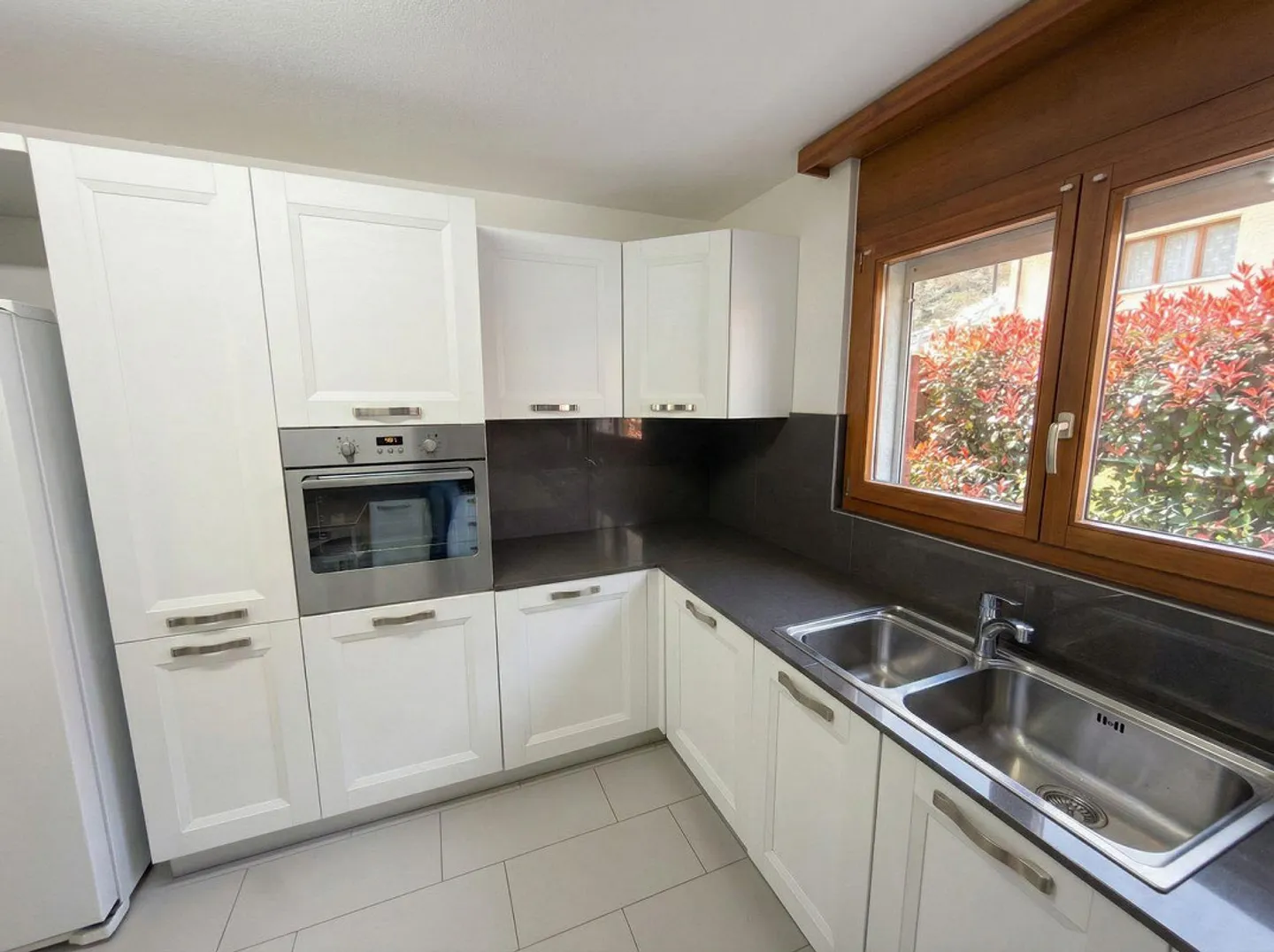 Spaziosa casa familiare a Monte Carasso - Foto 4 di 13