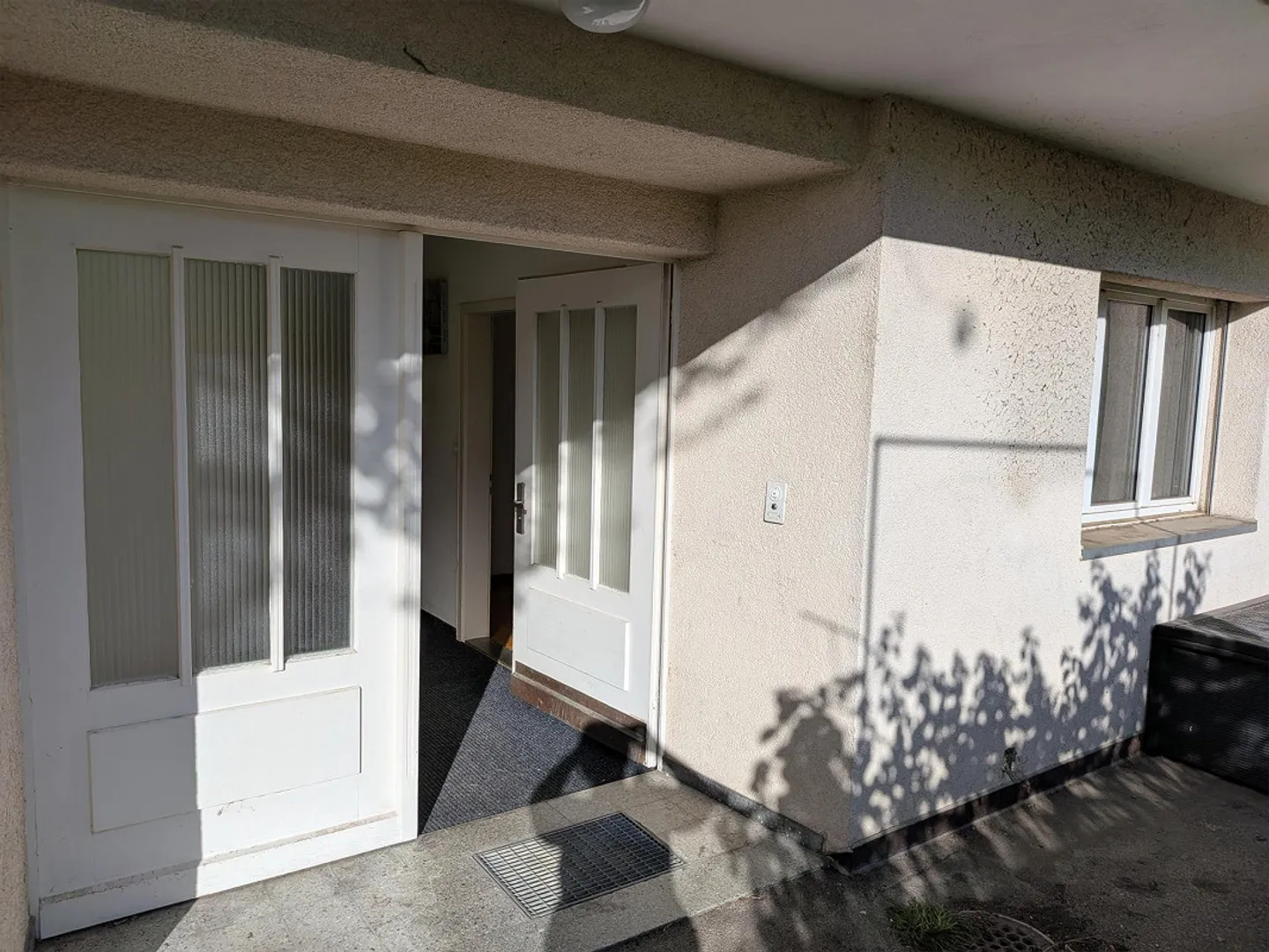In a good location with caretaker job (part-time) - Photo 2 of 14