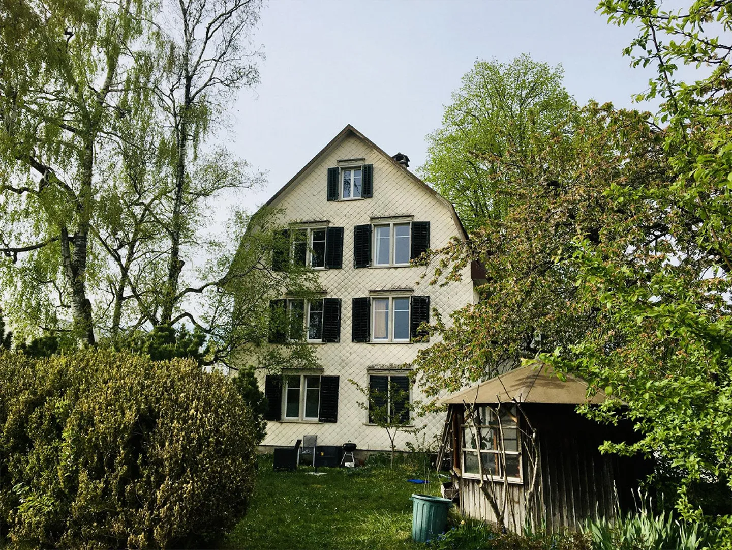 Altbauwohnung 7 ½ - Zimmer mit Garten - Photo 1 of 12