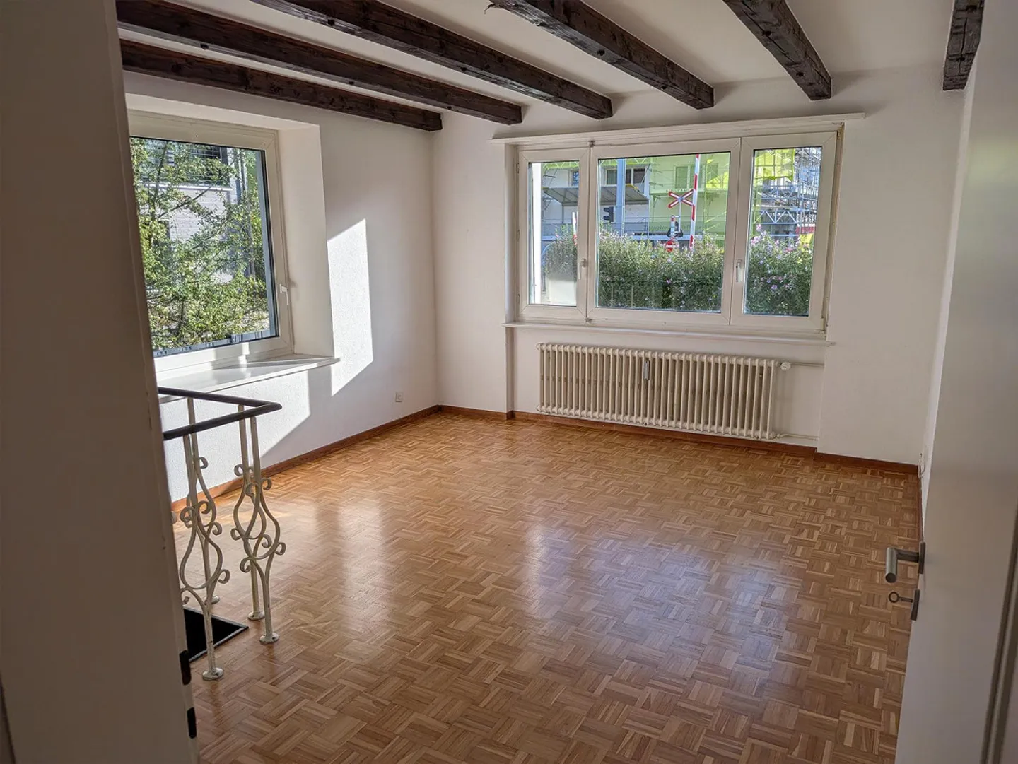 In a good location with caretaker job (part-time) - Photo 6 of 14