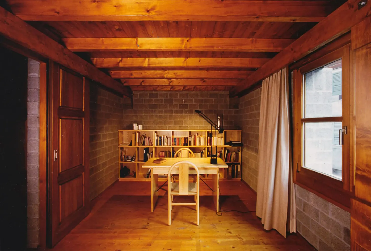 Casa unifamiliare contemporanea - Foto 2 di 14