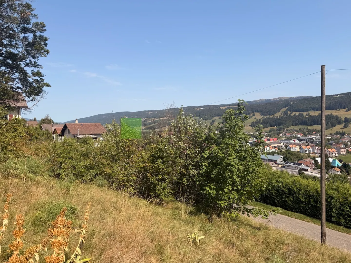 Terrain de construction avec vue - Photo 2 sur 4