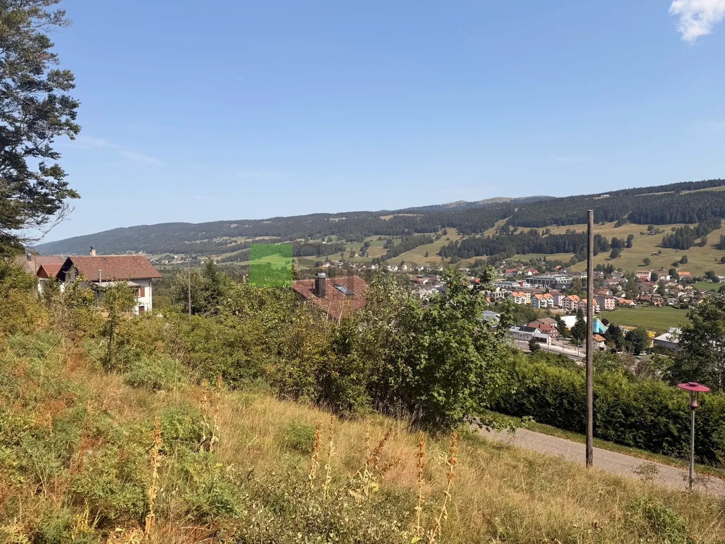 Terrain de construction avec vue - Photo 3 sur 4