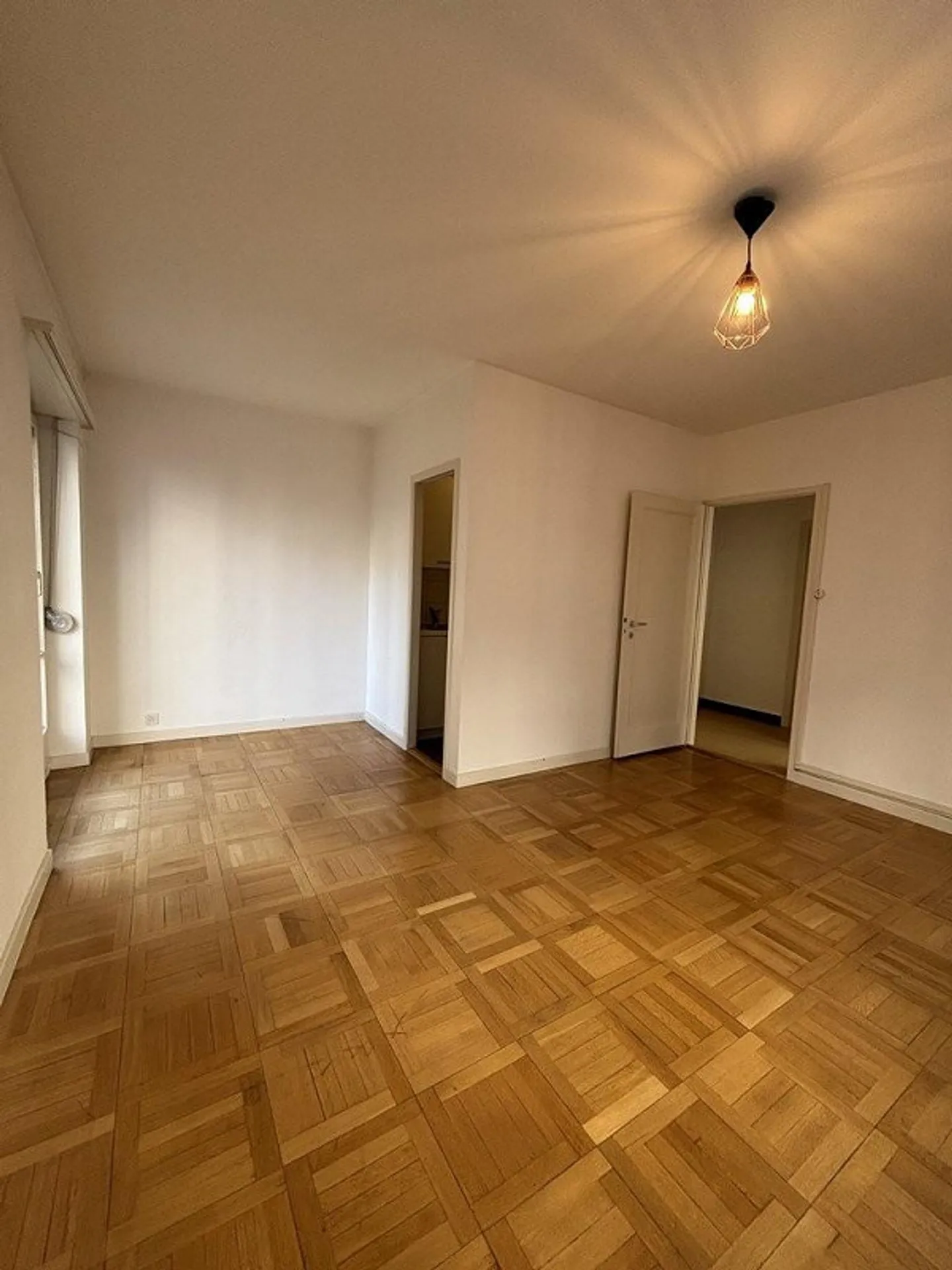 District Augustins - 1-room apartment - Photo 4 of 5