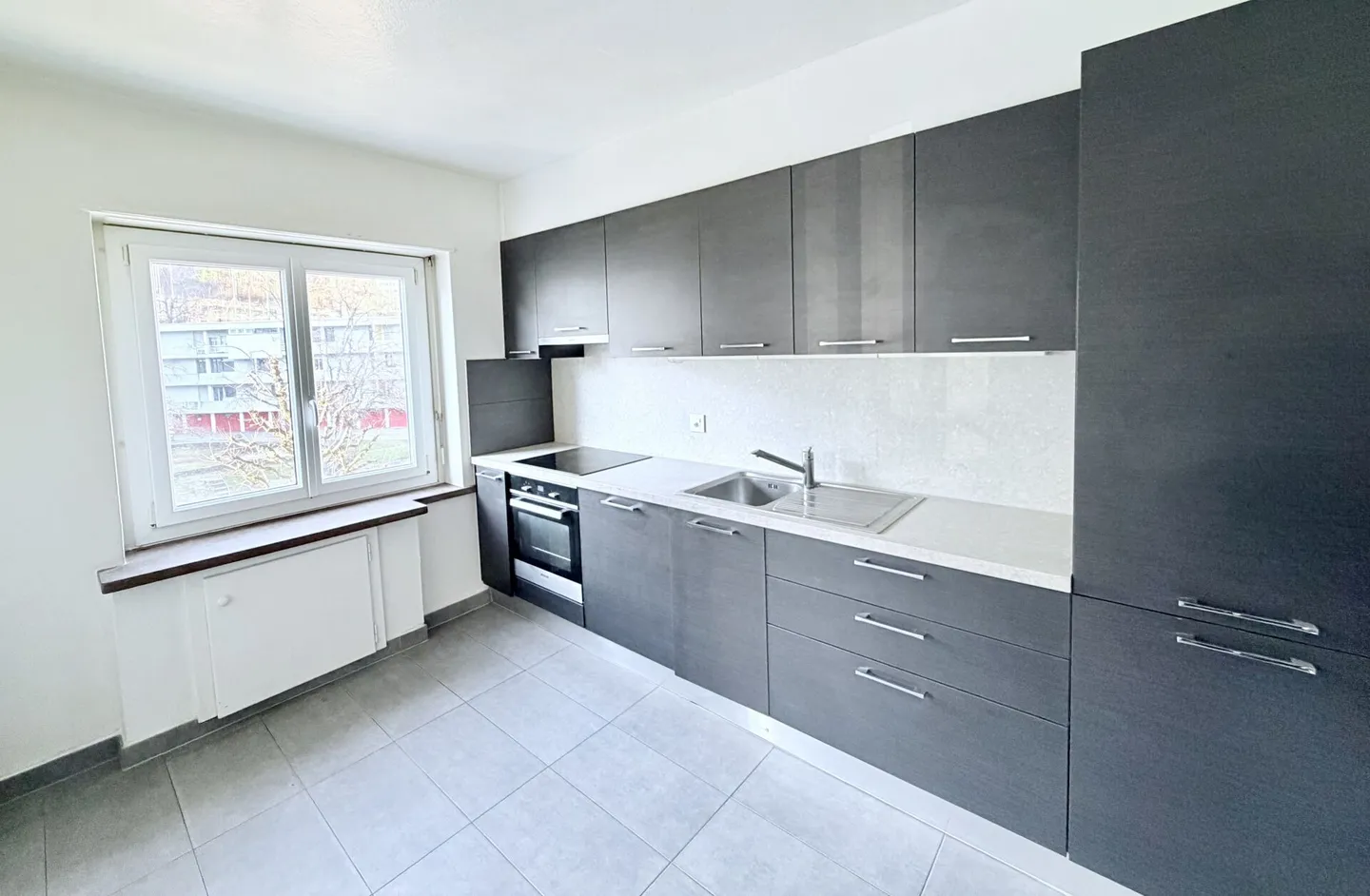 Ideally located! 3.0 room apartment with balcony - Photo 1 of 8