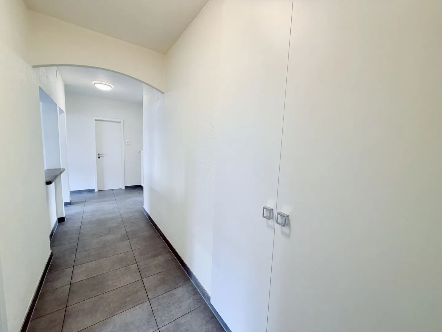 Ideally located! 3.0 room apartment with balcony - Photo 6 of 8