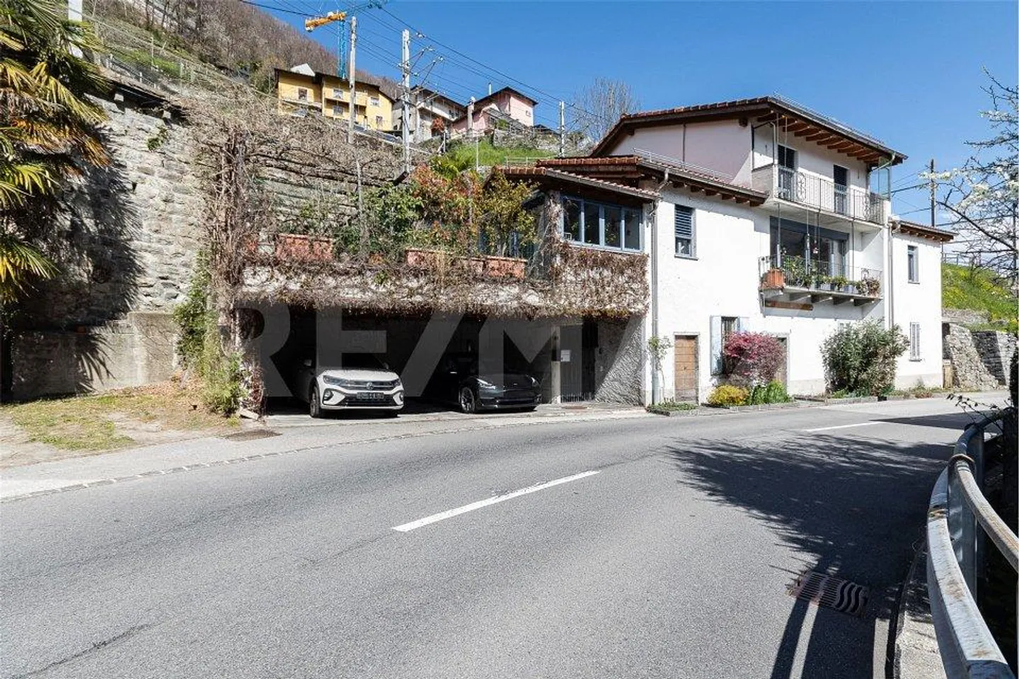 Renoviertes Haus mit Pergola - Foto 4 von 13