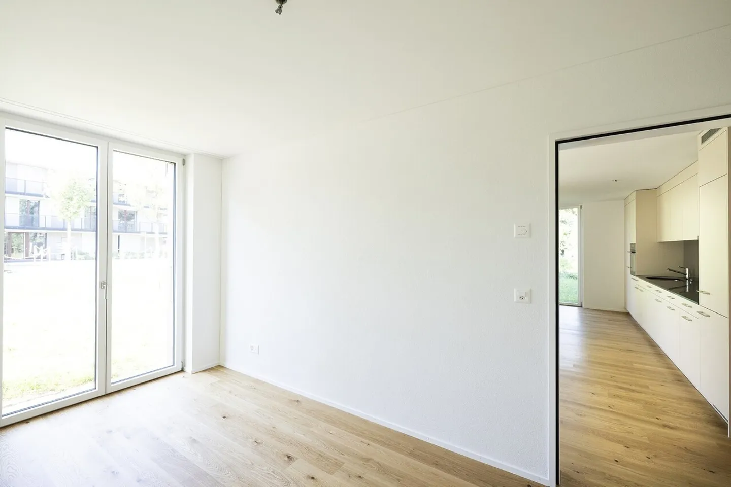 --- HERBST-AKTION---- 1 Monat Gratis Wohnen und CHF 1'000.- Coop Gutschein - ERSTVERMIETUNG BAHNWEID in Deitingen  HOCHWERTIGES WOHNEN IN MODERNER ARCHITEKTUR - Foto 3 von 10