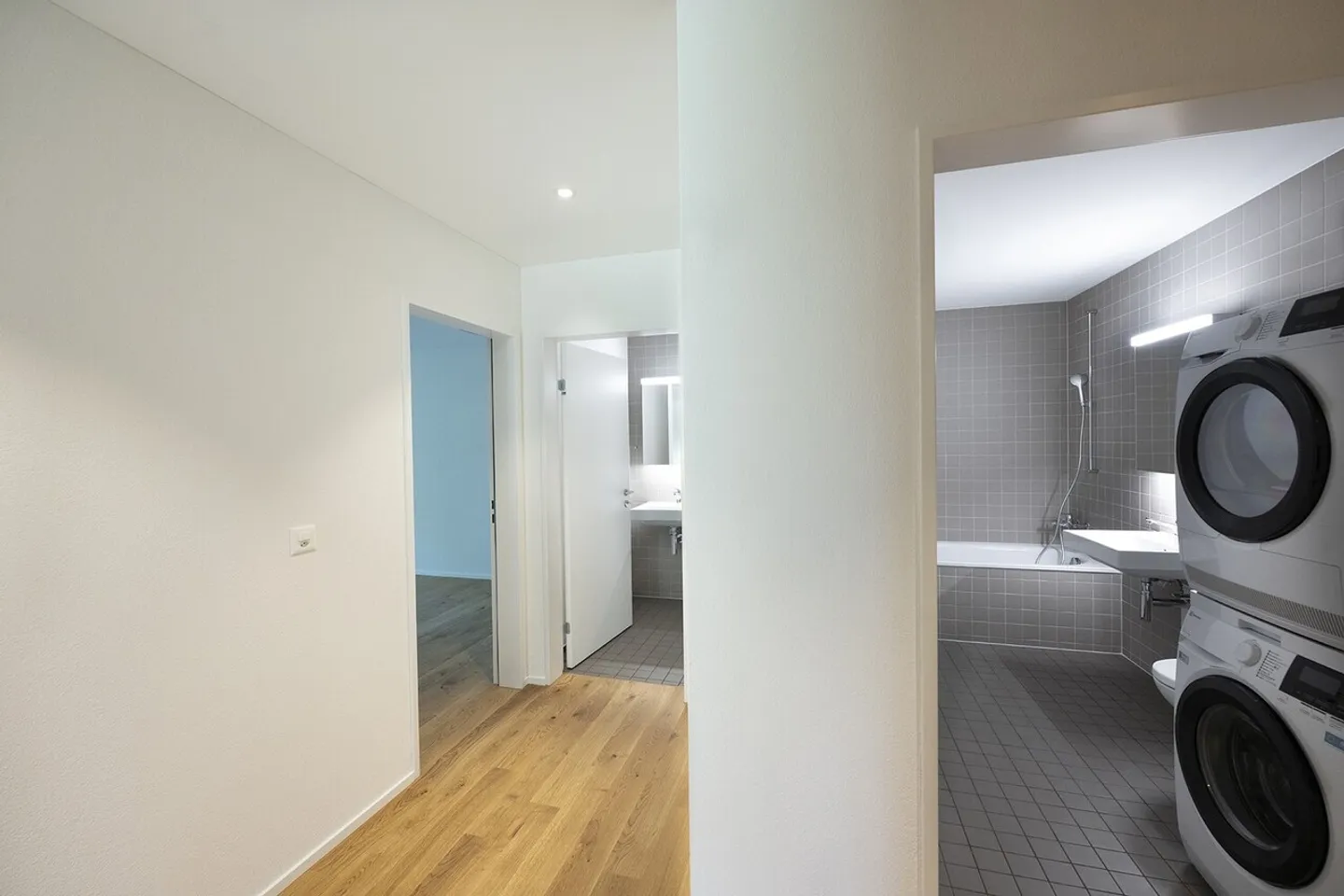 --- HERBST-AKTION---- 1 Monat Gratis Wohnen und CHF 1'000.- Coop Gutschein - ERSTVERMIETUNG BAHNWEID in Deitingen  HOCHWERTIGES WOHNEN IN MODERNER ARCHITEKTUR - Foto 6 von 10