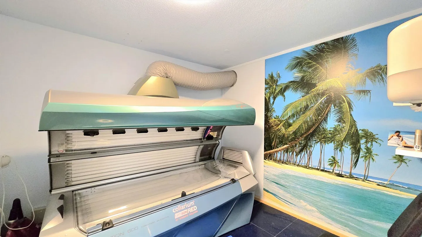 Practice and commercial space in the best central location - Photo 10 of 12