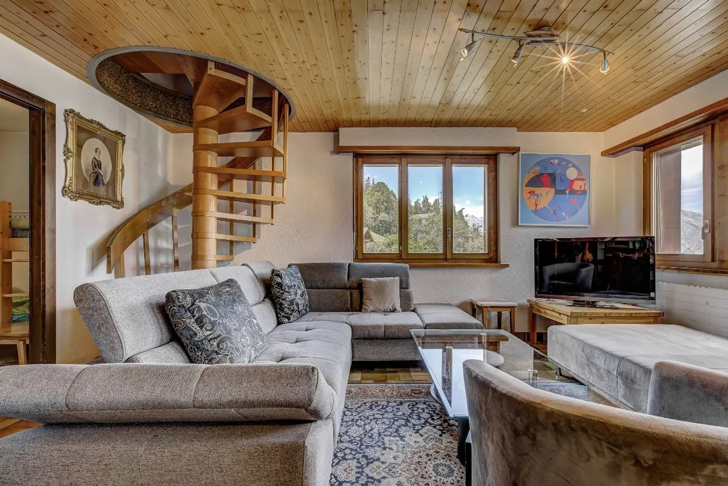 Geräumige und helle 4-Zimmer-Wohnung, 5 Minuten von den Skiliften entfernt - Photo 5 of 13