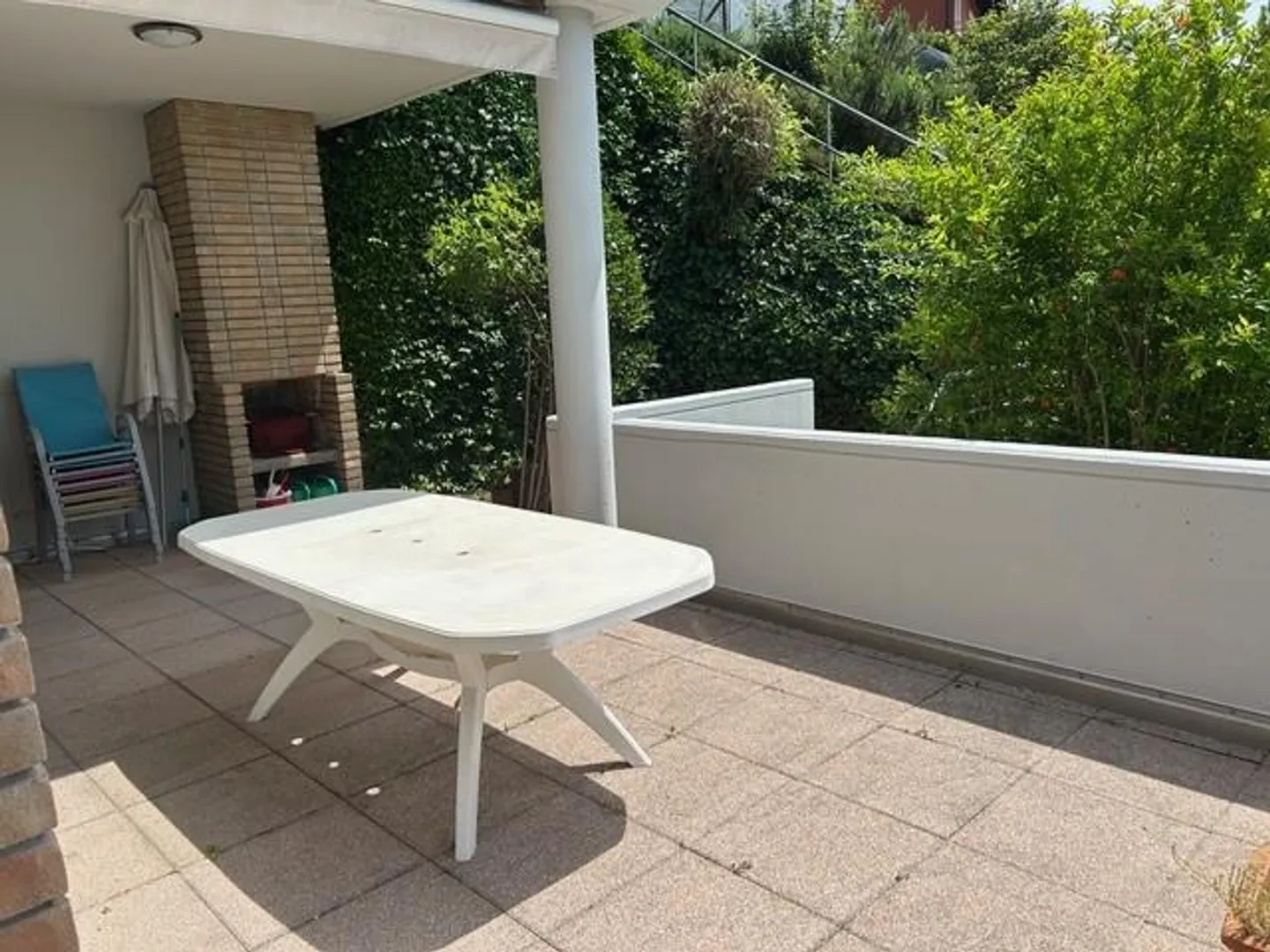 Casa unifamiliare in stile villa con giardino, in assoluta privacy - Foto 6 di 13