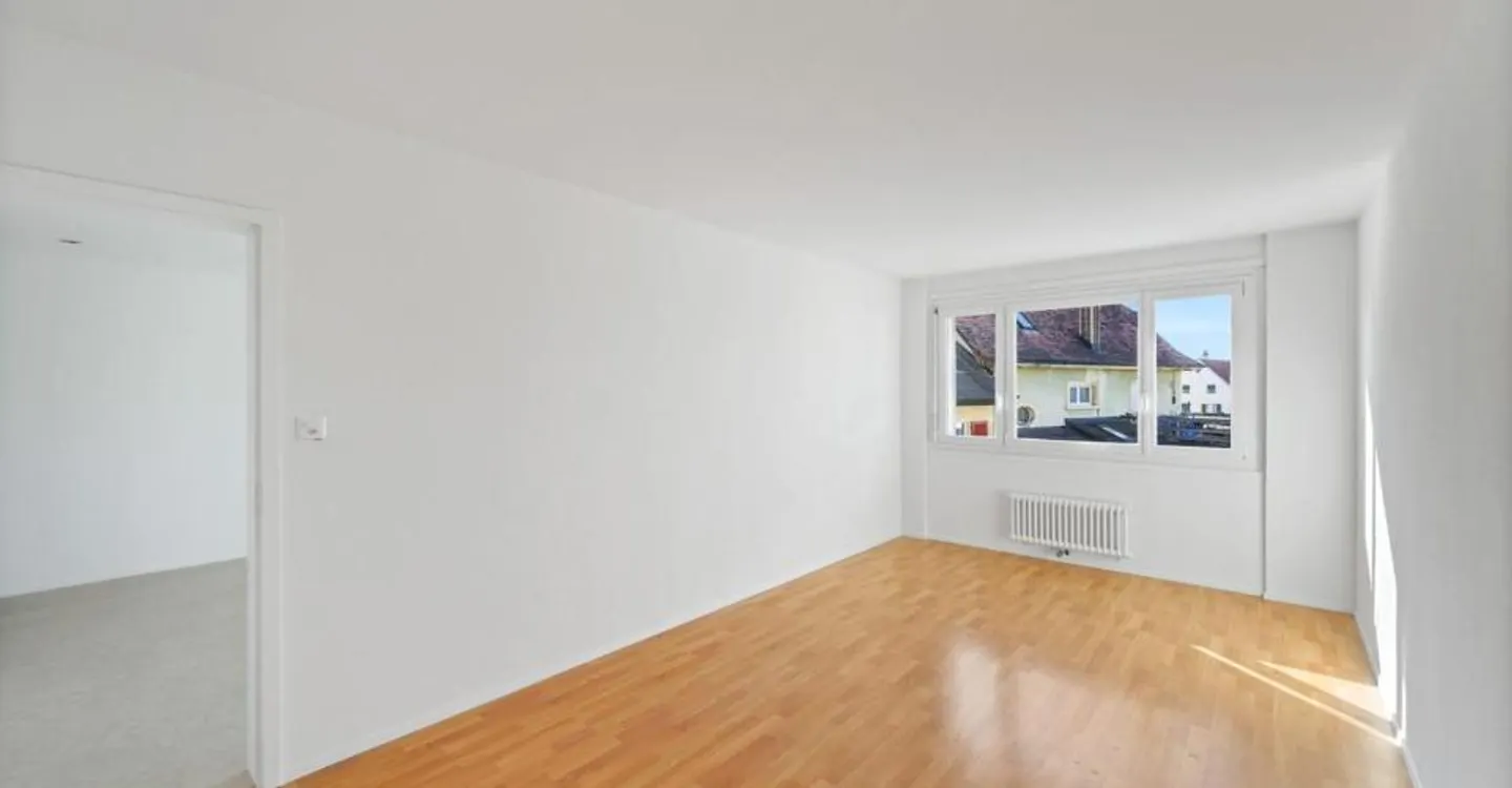 Vollständig renovierte 2,5-Zimmer-Wohnung im 2. Stock - Foto 3 von 11
