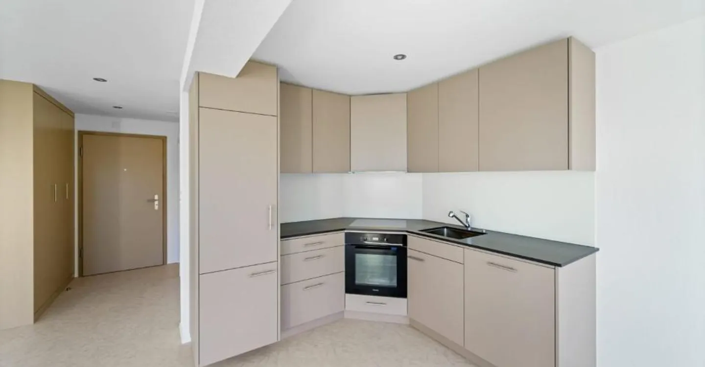 Vollständig renovierte 2,5-Zimmer-Wohnung im 2. Stock - Foto 1 von 11