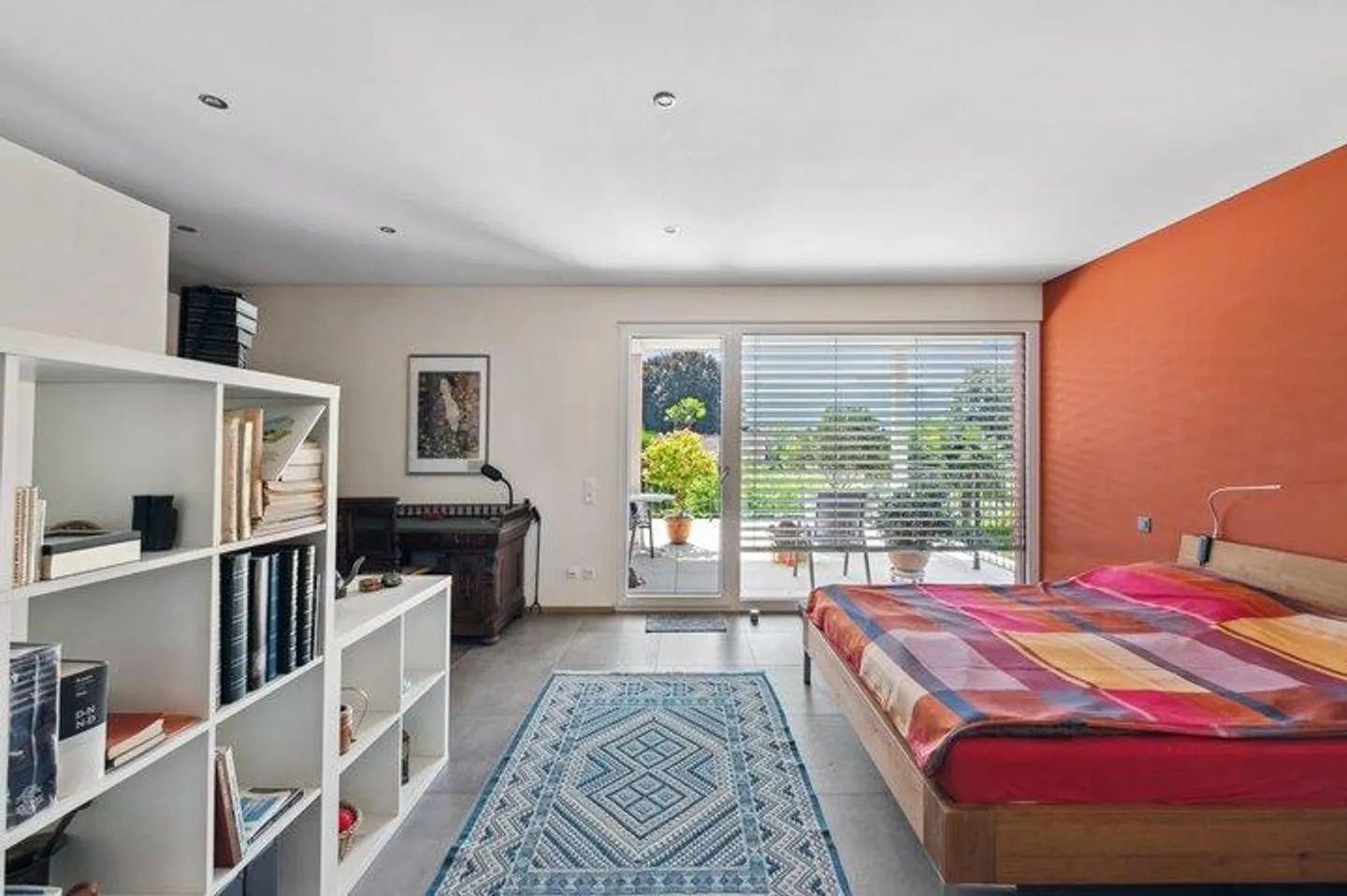 ATTRAKTIVE VILLA UMGEBEN VON PALMEN - Foto 5 von 8